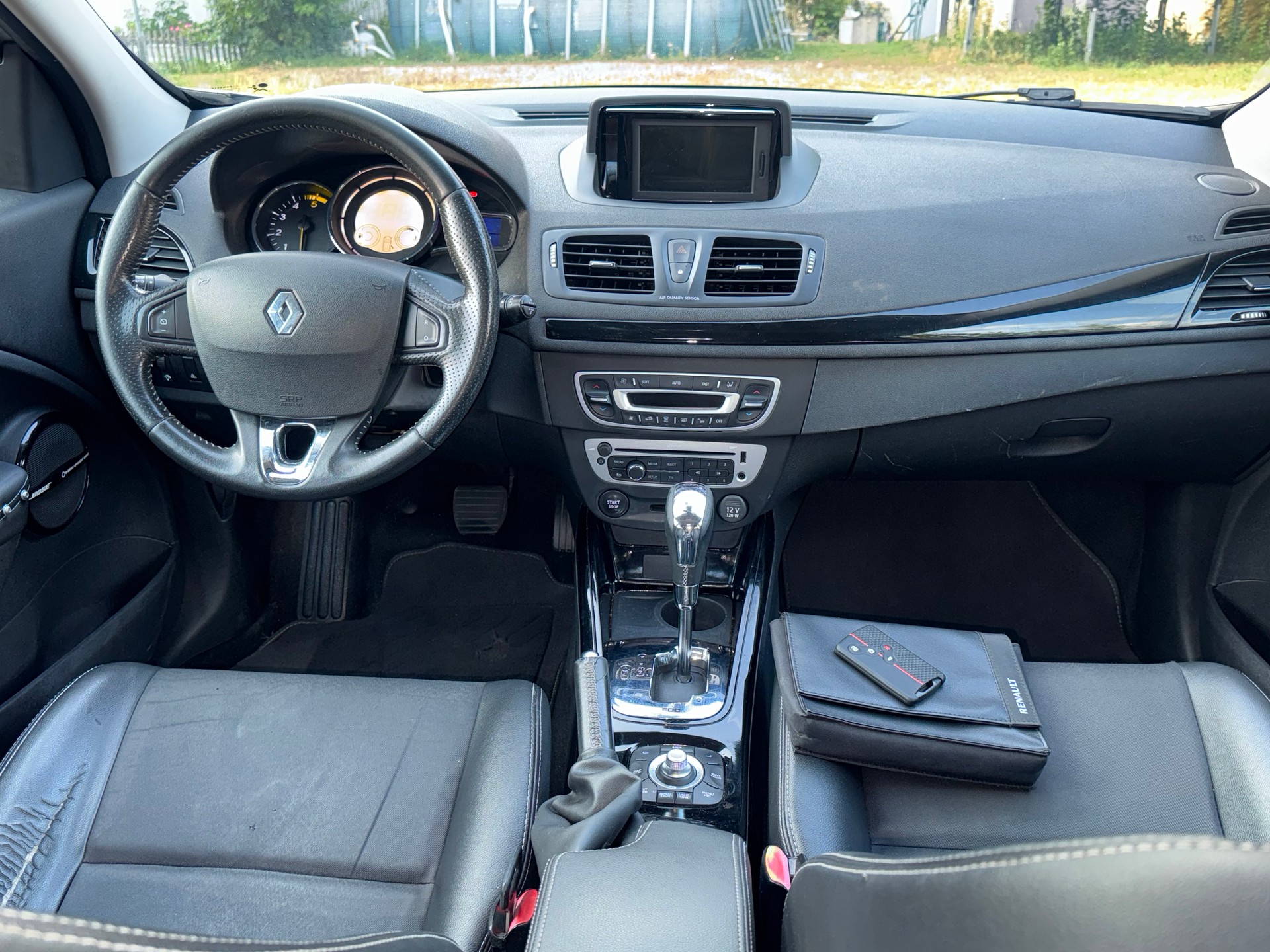 RENAULT Mégane Grandtour 1.5 dCi Swiss Edition EDC-image-11