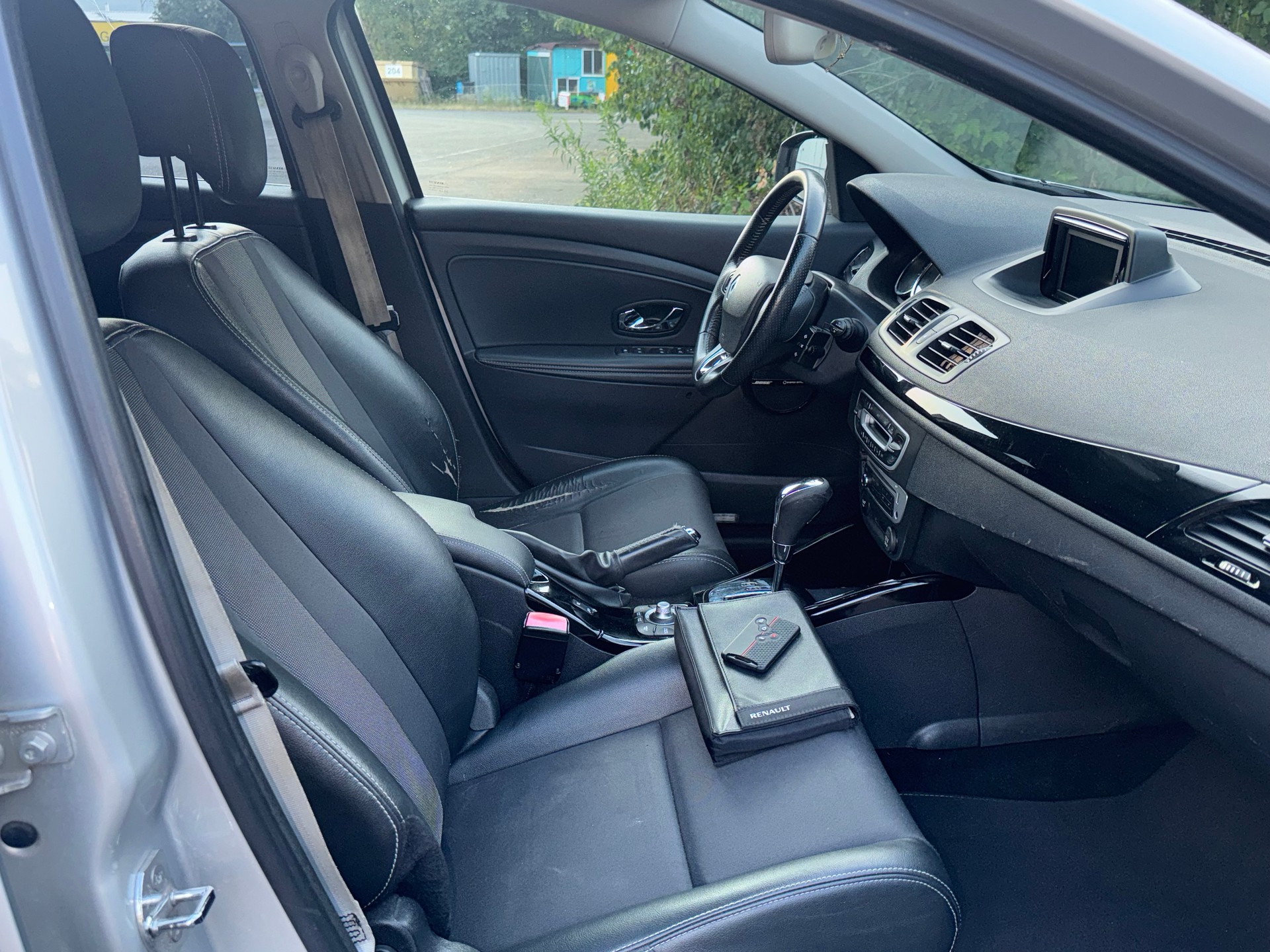 RENAULT Mégane Grandtour 1.5 dCi Swiss Edition EDC-image-9