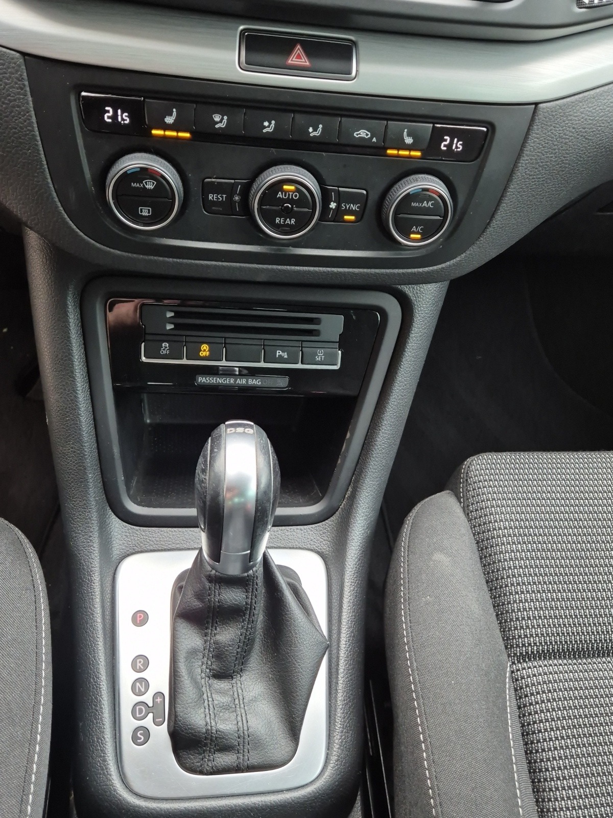 VW Sharan 2.0 TDI BMT Highline DSG-image-15
