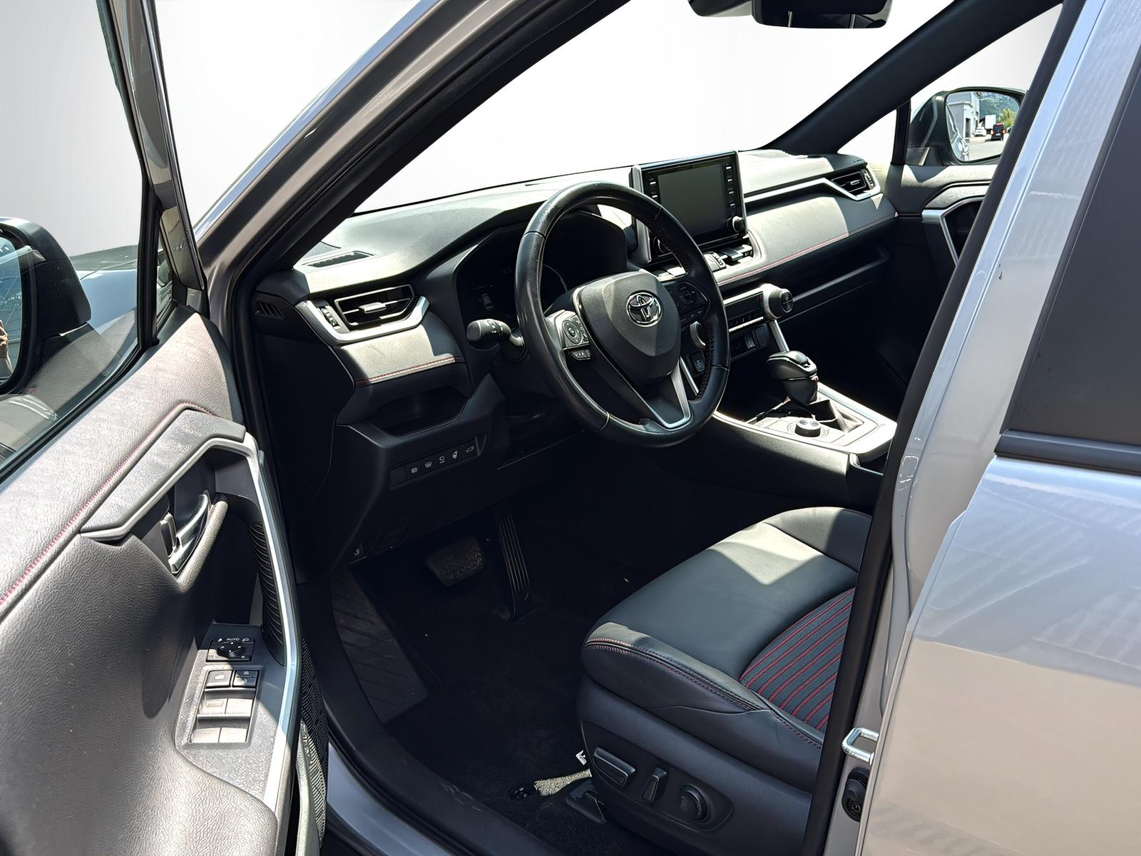 TOYOTA RAV4 2.5 Plug-In-Hybrid Trend-image-8