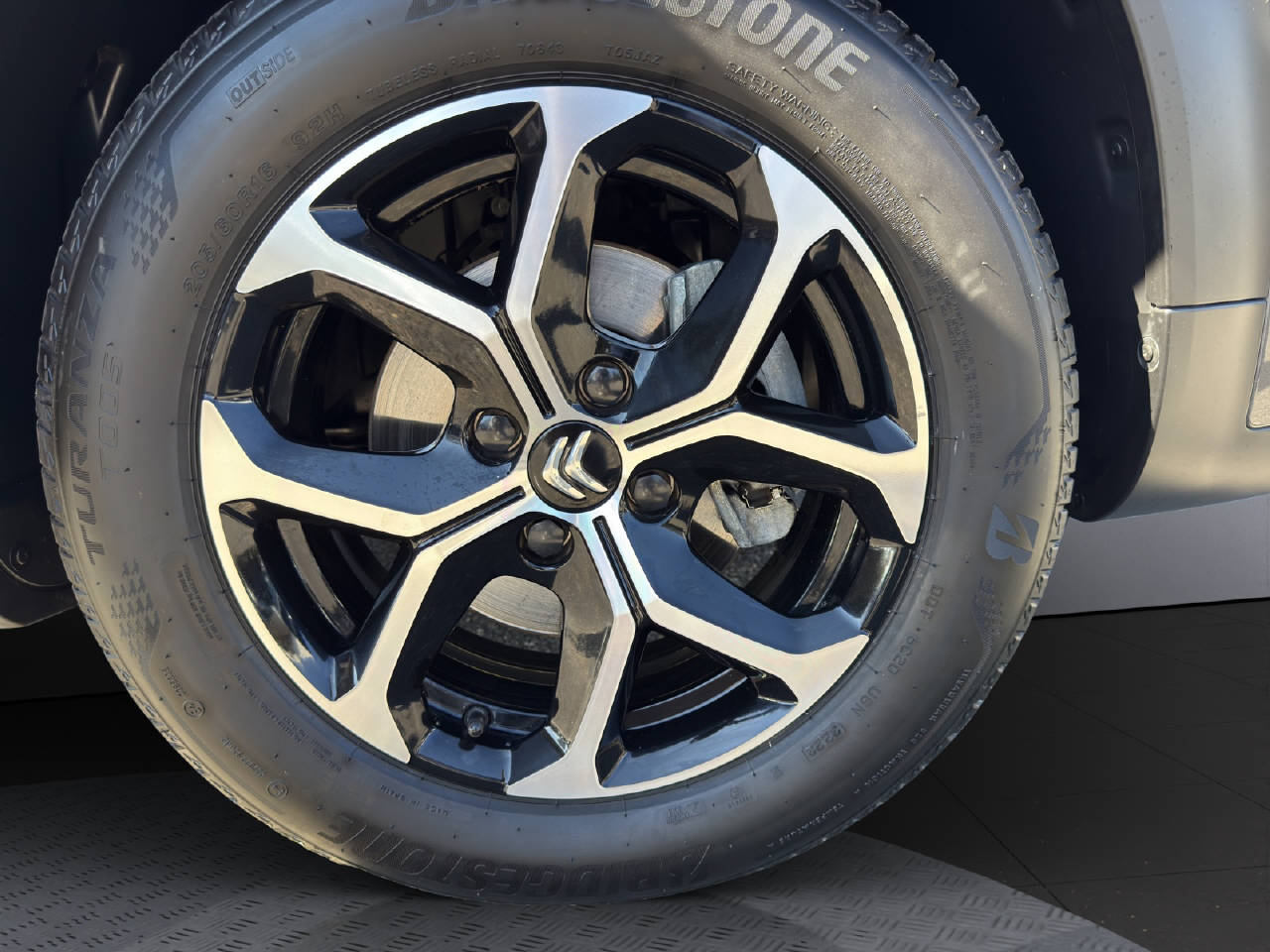 CITROEN C3 Aircross 1.2 PureTech 130 Swiss Edition-image-11