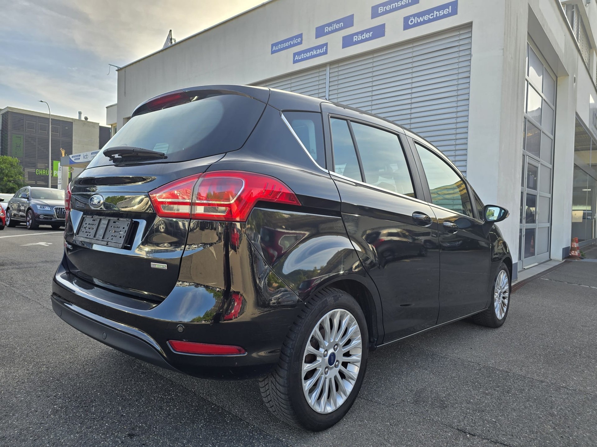 FORD B-Max 1.0 SCTi Trend-image-4