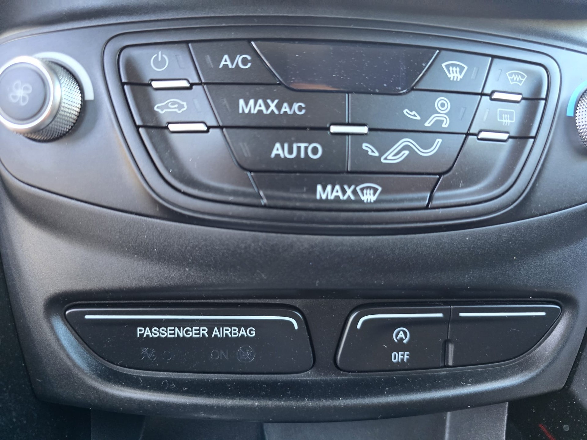 FORD B-Max 1.0 SCTi Trend-image-12