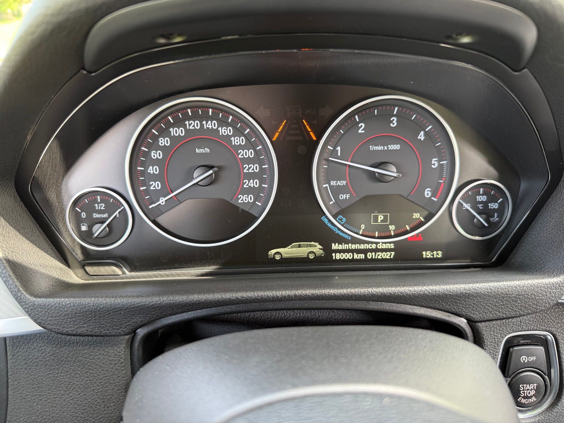 BMW 320d xDrive-image-10