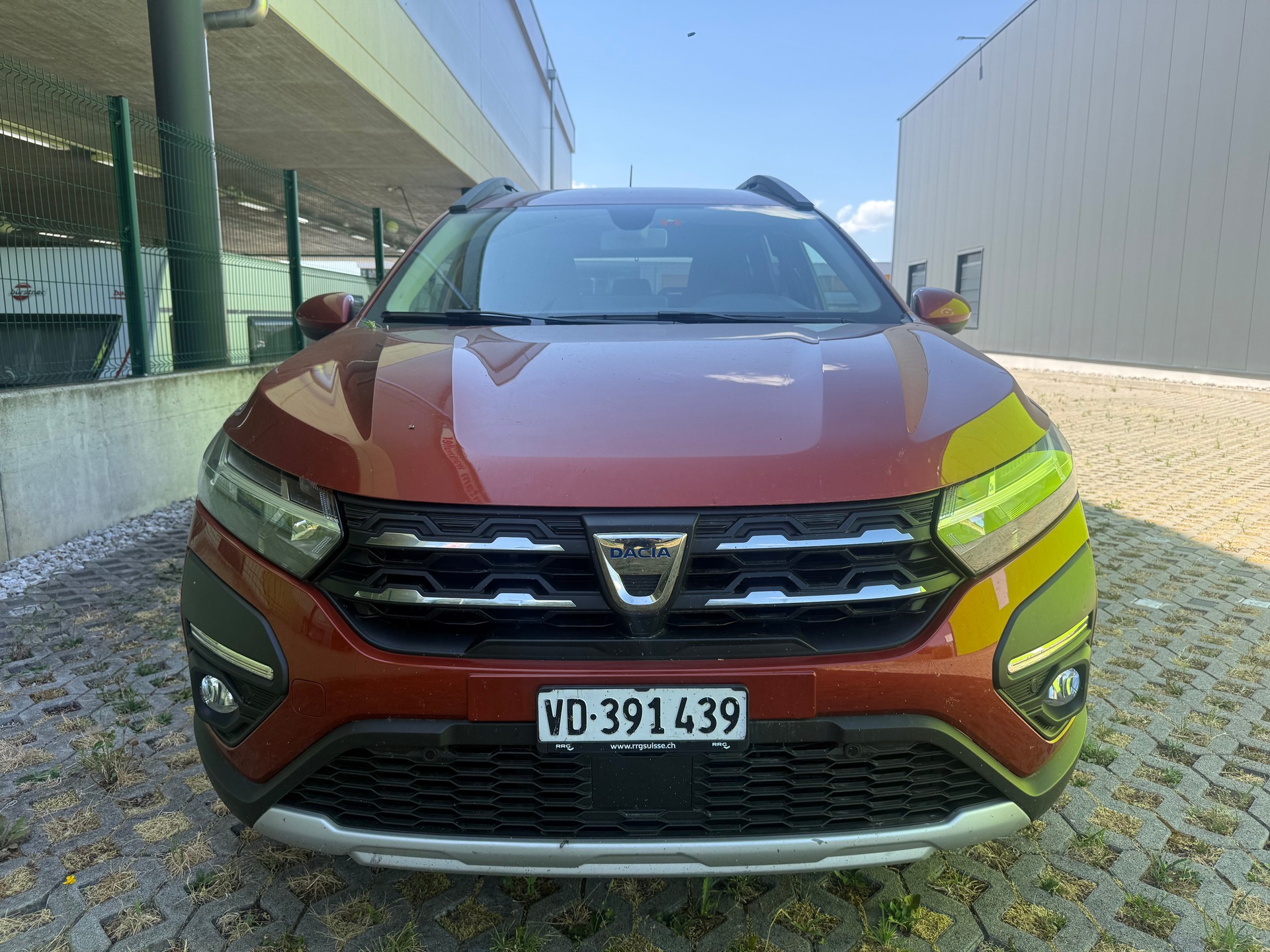DACIA Jogger TCe 110 Comfort-image-0