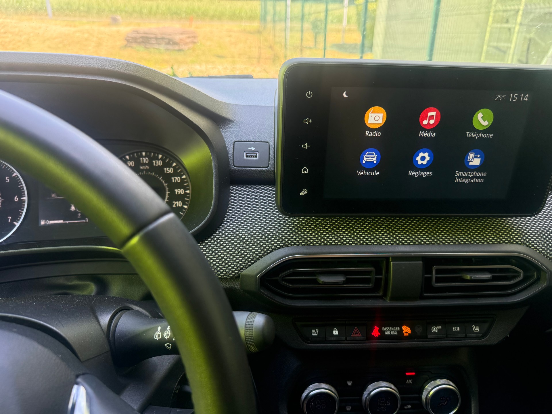 DACIA Jogger TCe 110 Comfort-image-9