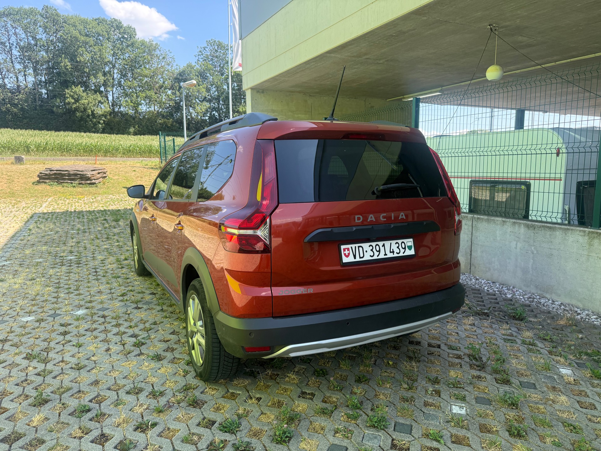 DACIA Jogger TCe 110 Comfort-image-1