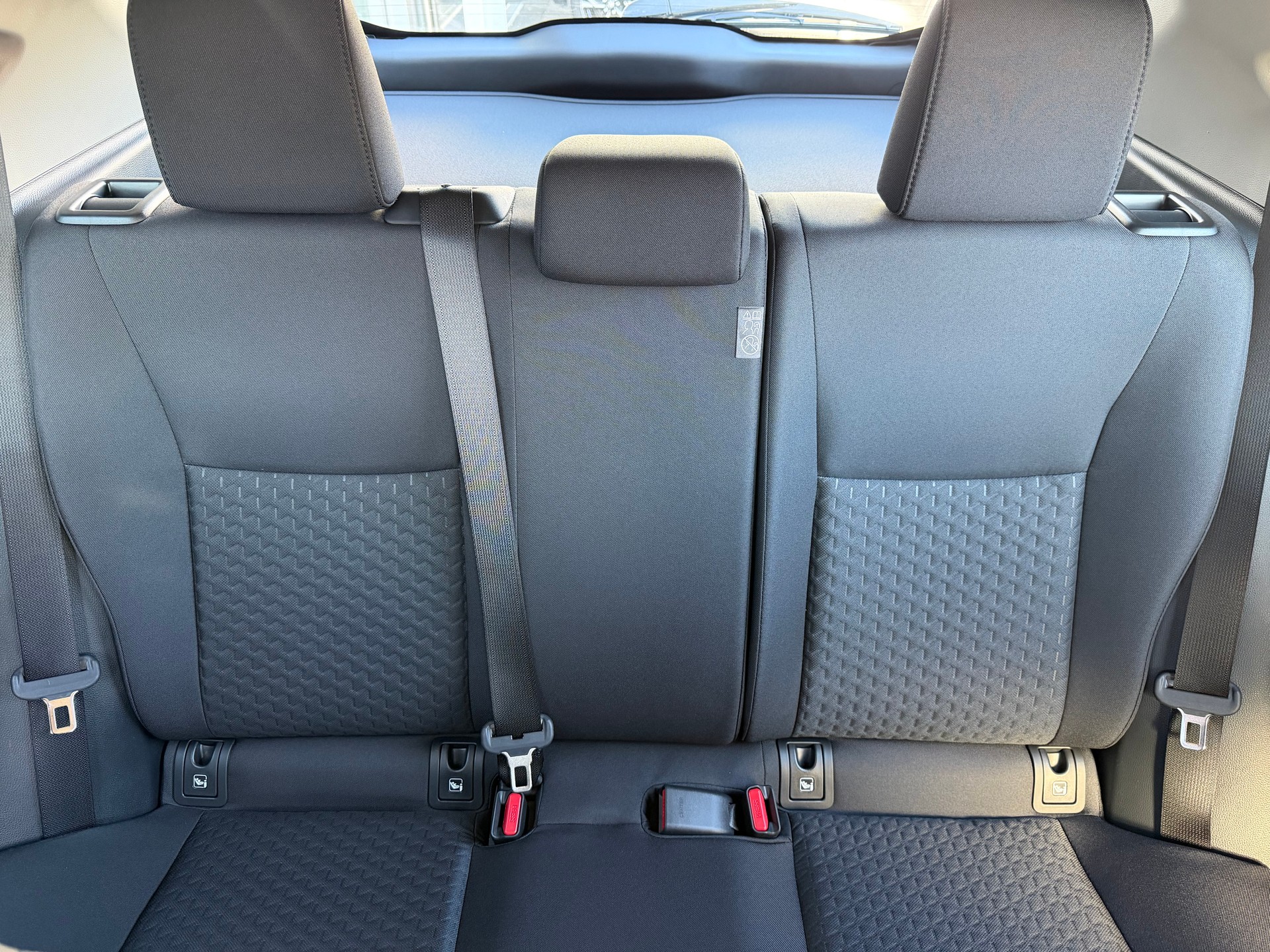 TOYOTA Yaris Cross 1.5 Comfort AWDi e-CVT-image-13