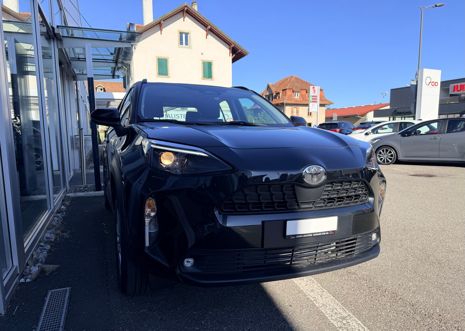 TOYOTA Yaris Cross 1.5 Comfort AWDi e-CVT-image-1