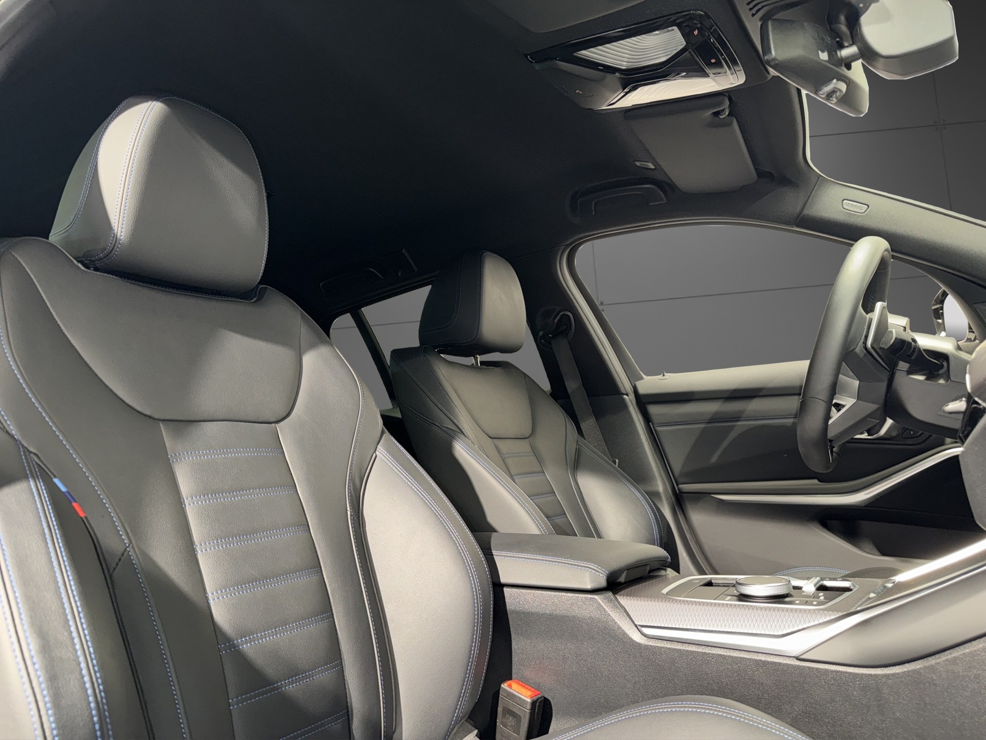 BMW 320d xDrive Touring M Sport-image-20