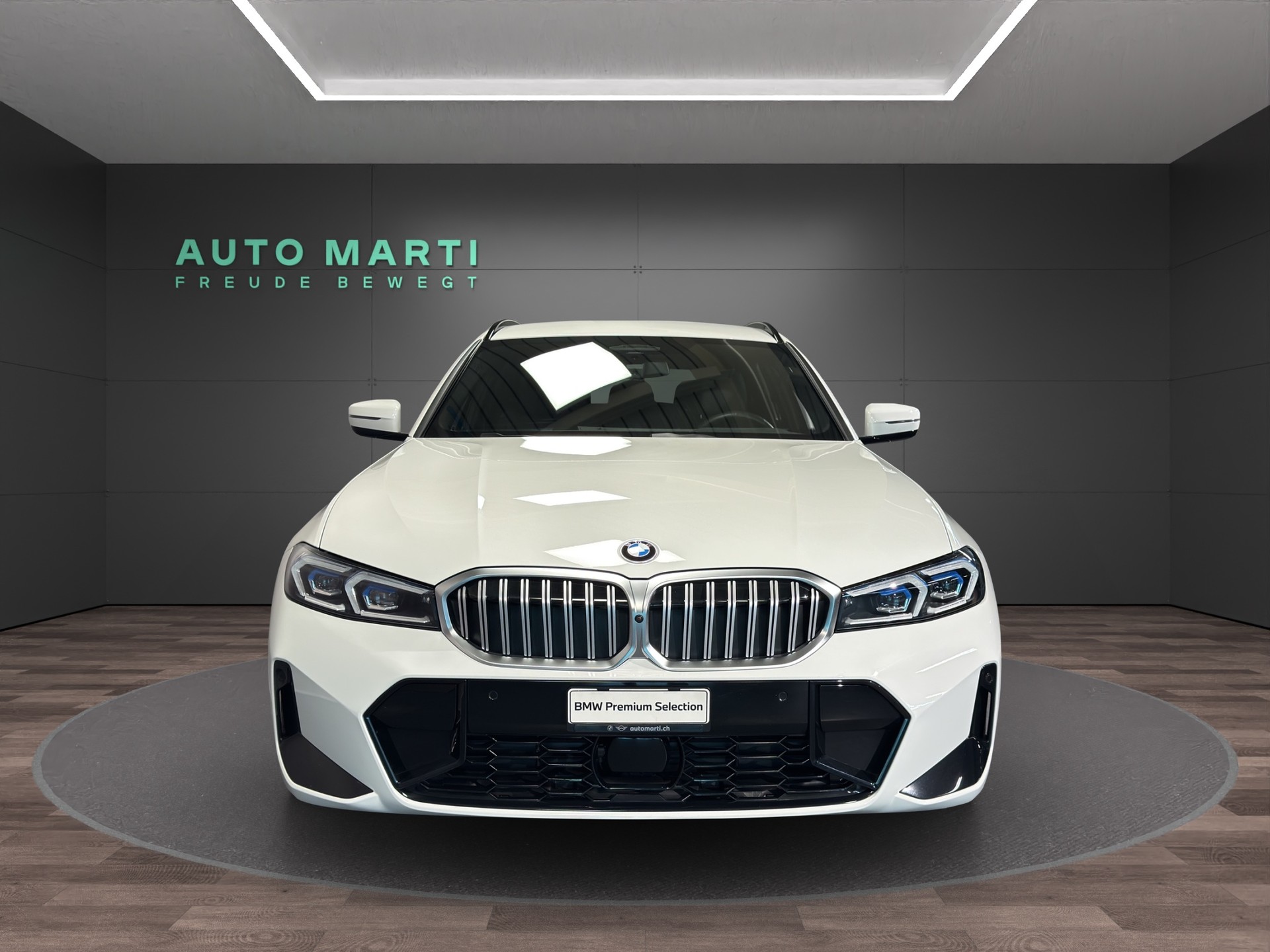 BMW 320d xDrive Touring M Sport-image-4