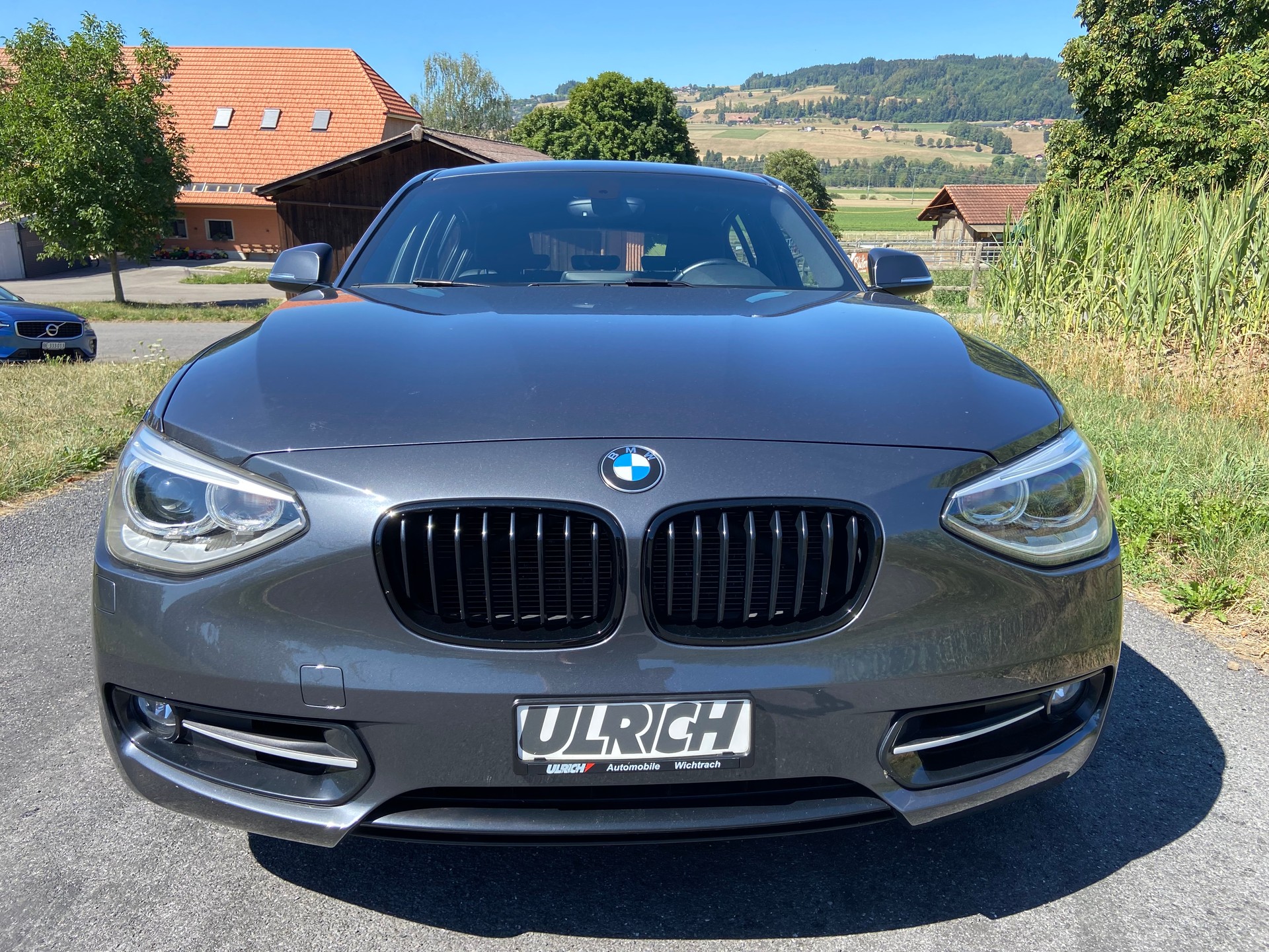 BMW 118i Sport Line-image-4