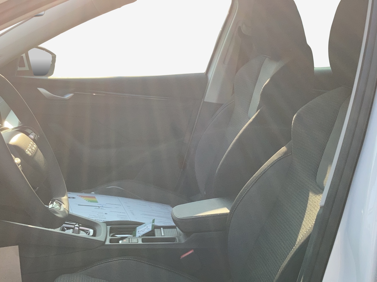 SKODA Octavia Combi 2.0 TDI DSG Selection-image-7