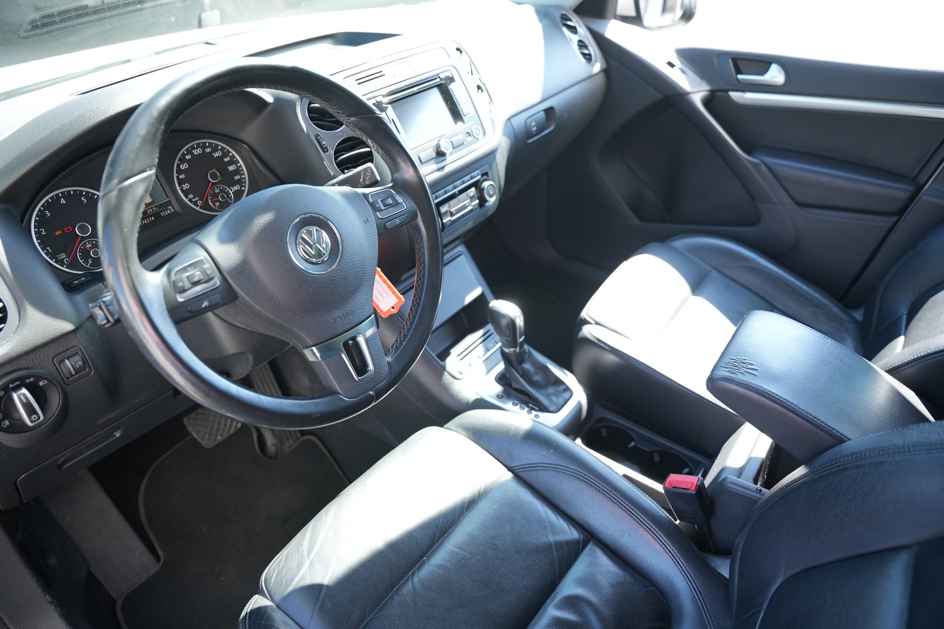 VW Tiguan 2.0 TSI Sport&Style 4Motion DSG-image-5
