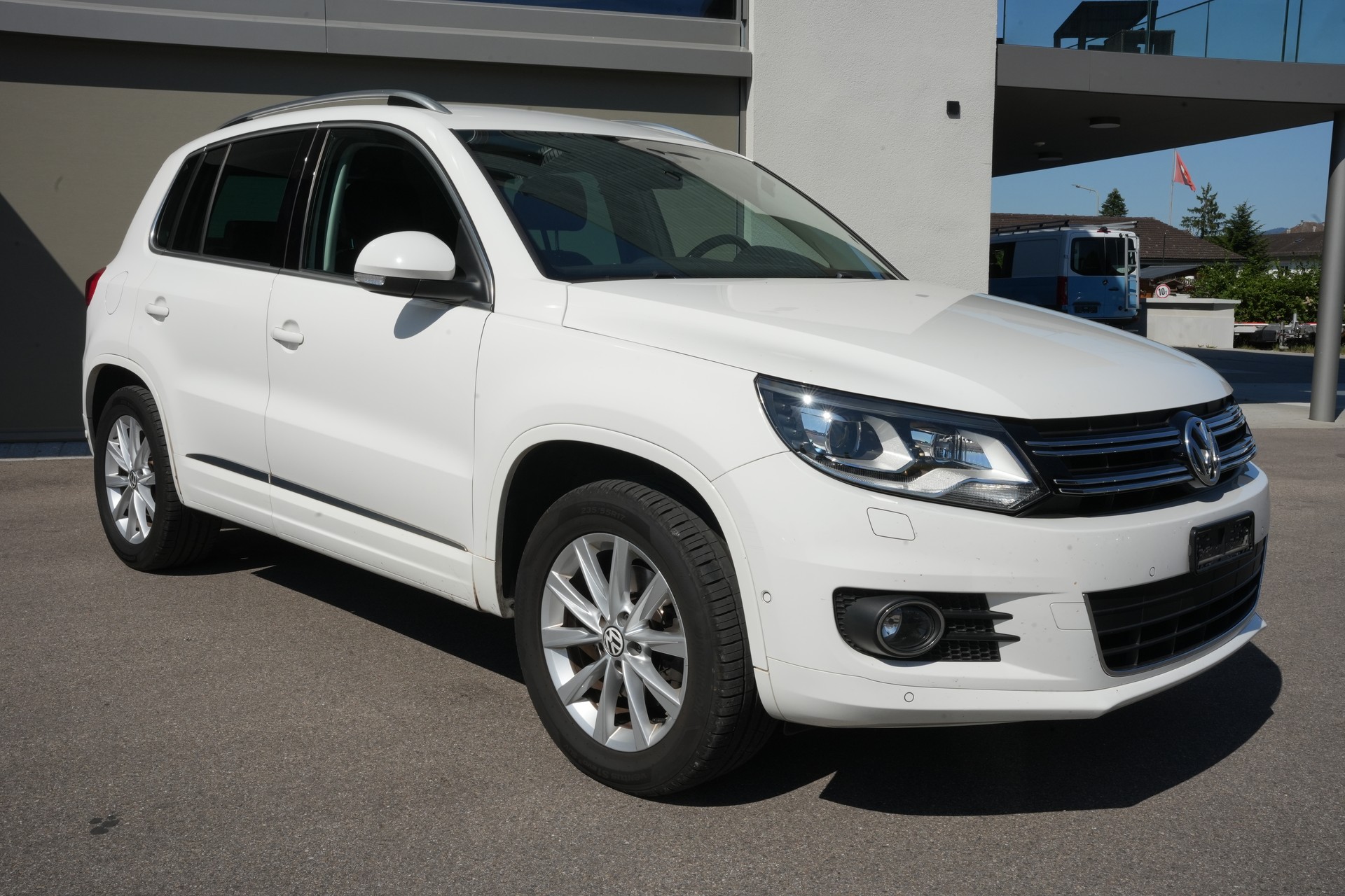 VW Tiguan 2.0 TSI Sport&Style 4Motion DSG-image-1