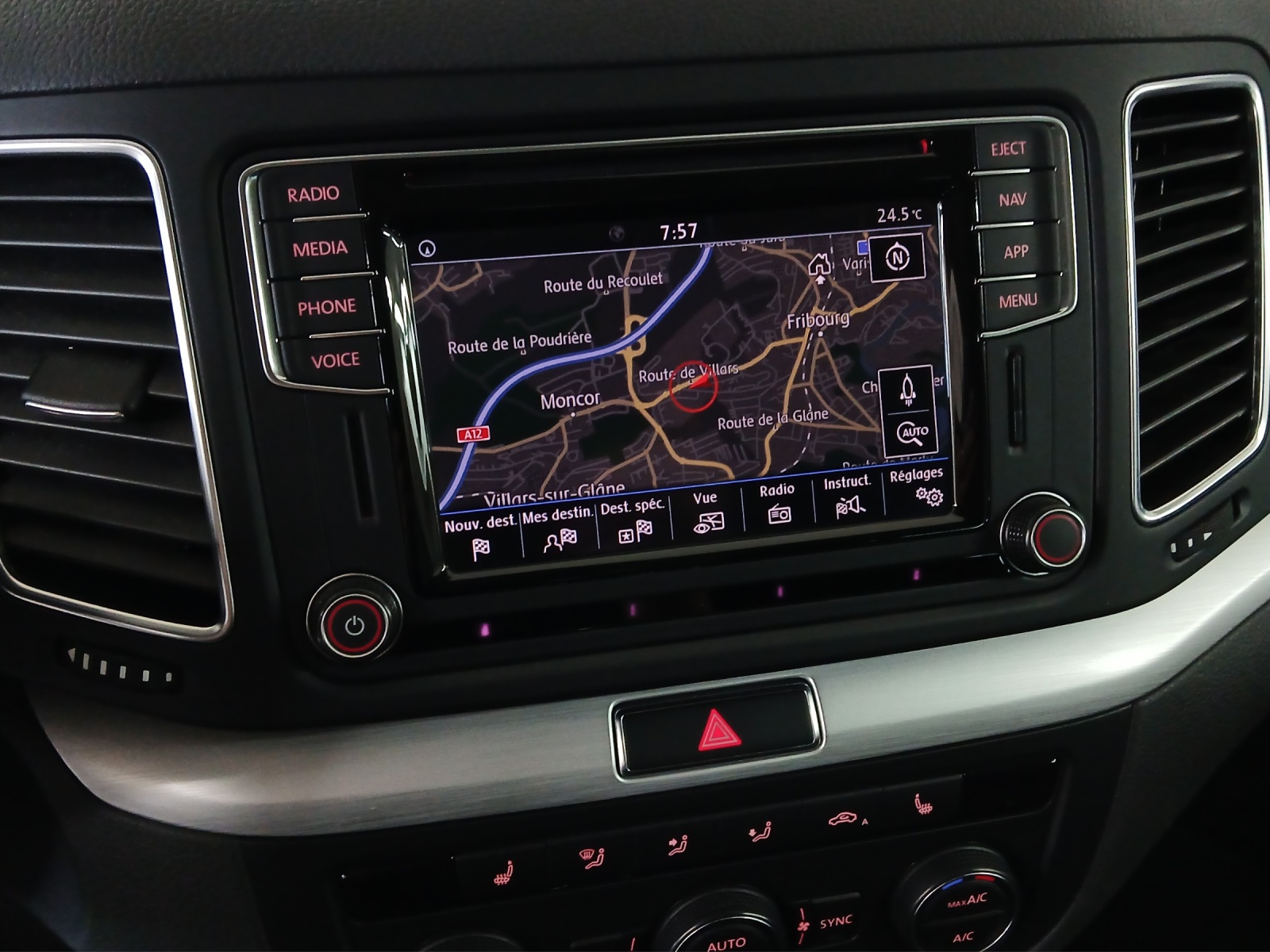 VW Sharan 1.4 TSI BlMT Comfortline-image-13