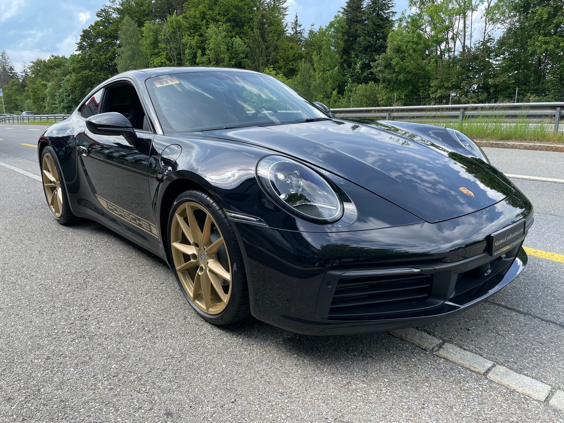 PORSCHE 911 Carrera 4 PDK-image-2