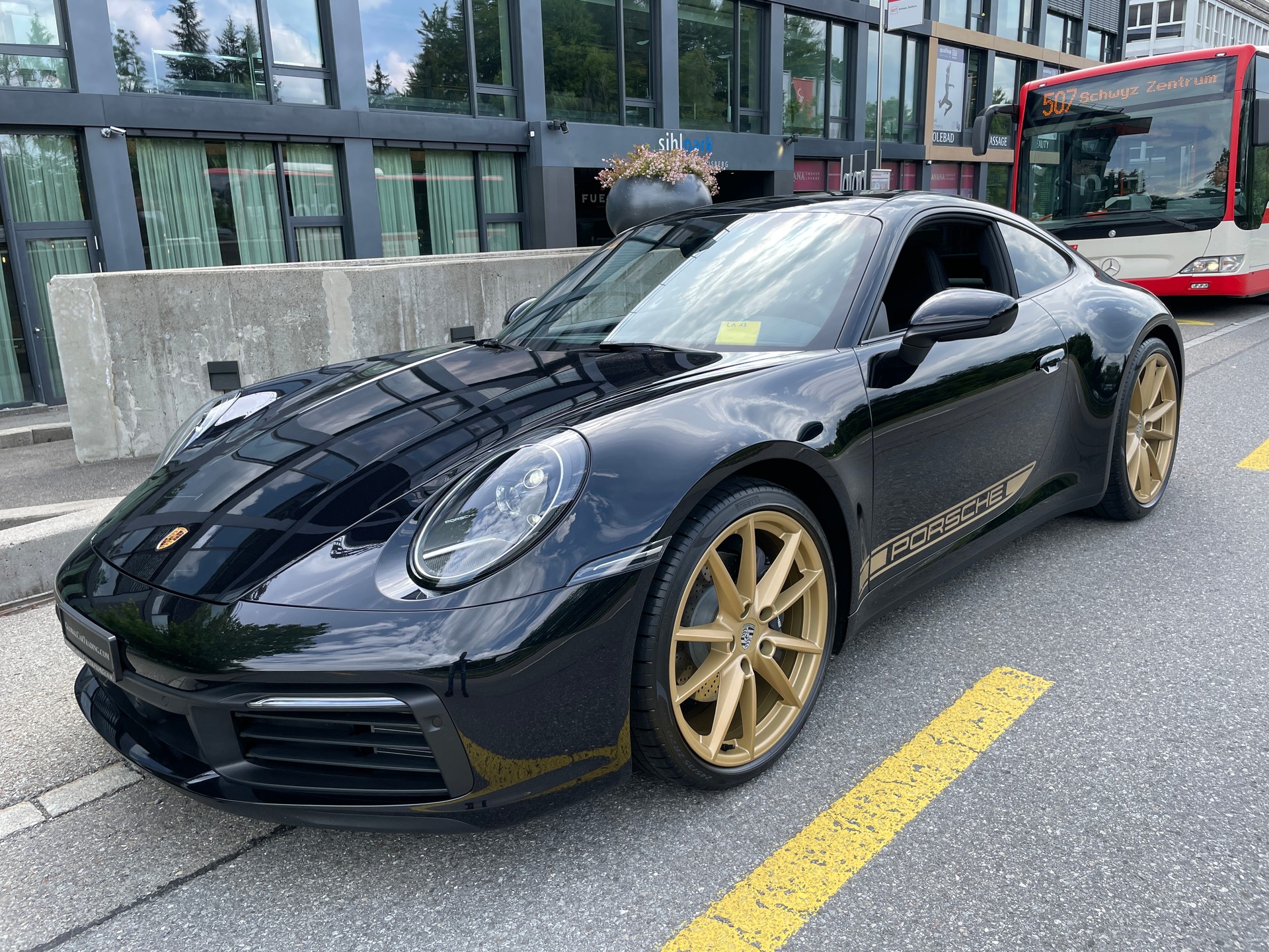 PORSCHE 911 Carrera 4 PDK-image-0