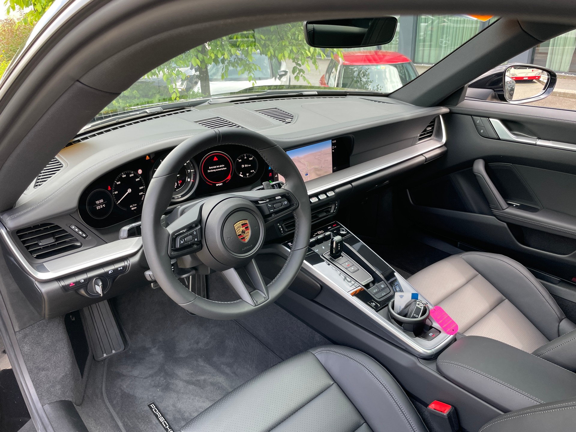 PORSCHE 911 Carrera 4 PDK-image-8