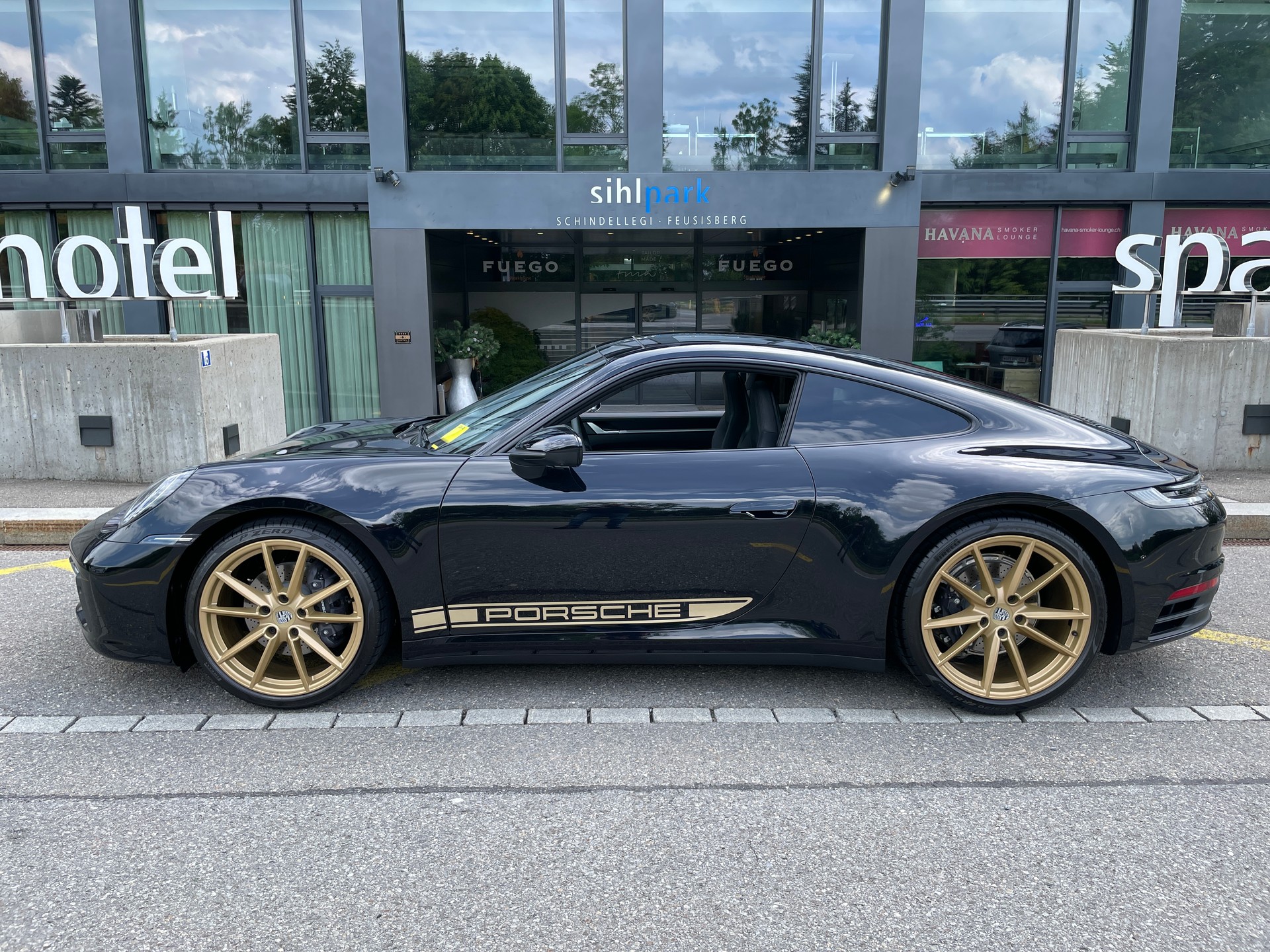 PORSCHE 911 Carrera 4 PDK-image-7