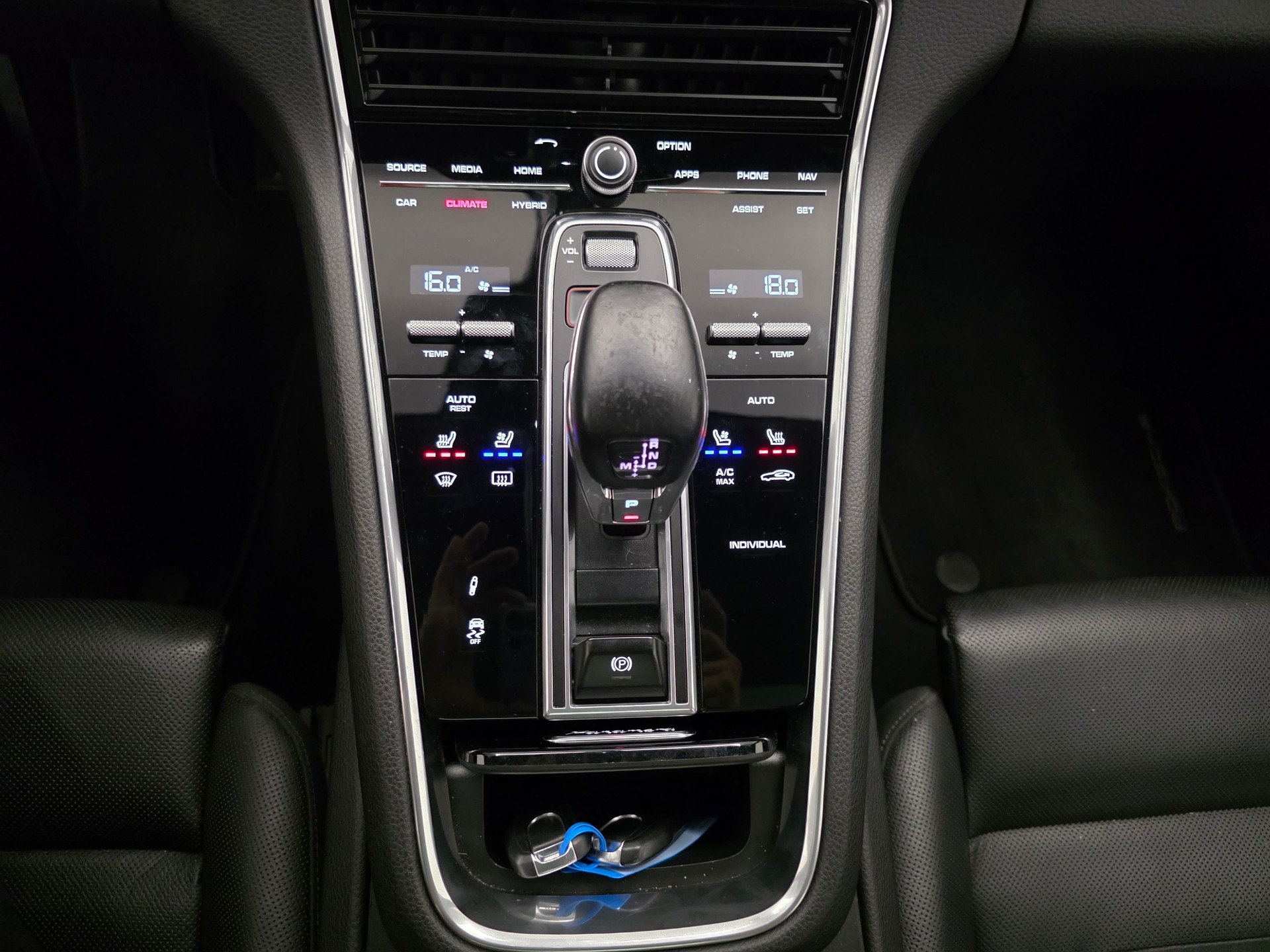 PORSCHE Panamera Sport Turismo 2.9 V6 4 E-Hybrid-image-26