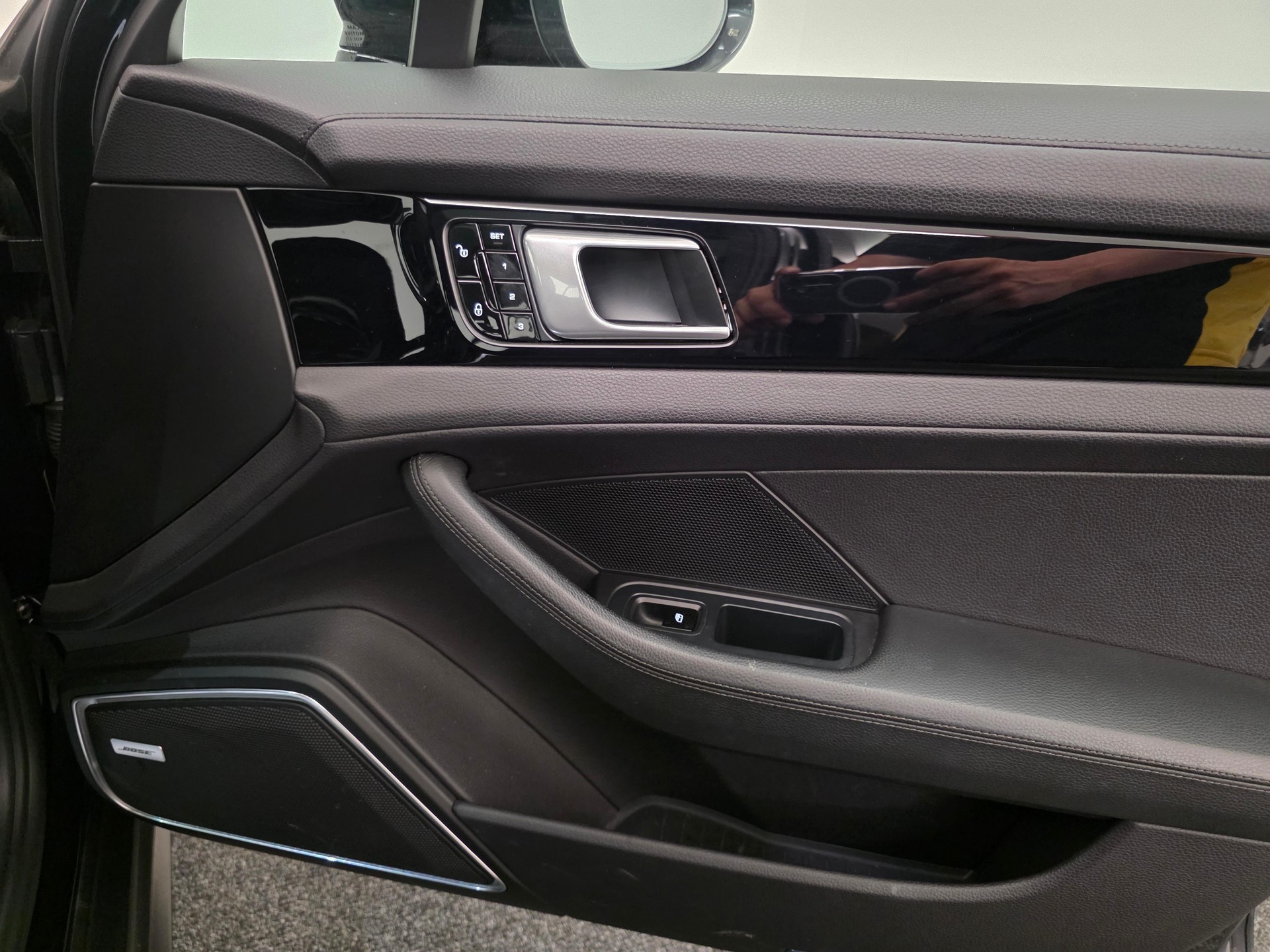 PORSCHE Panamera Sport Turismo 2.9 V6 4 E-Hybrid-image-21