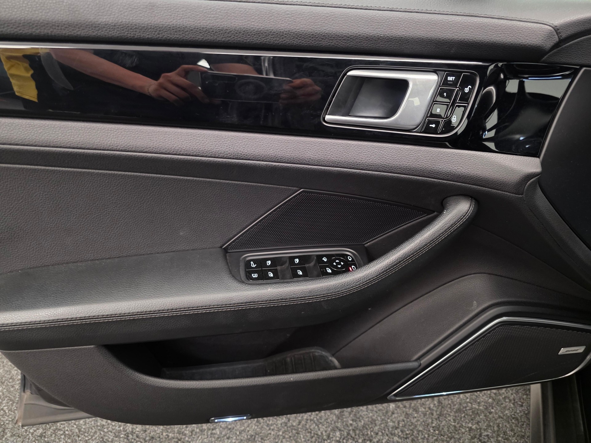 PORSCHE Panamera Sport Turismo 2.9 V6 4 E-Hybrid-image-18