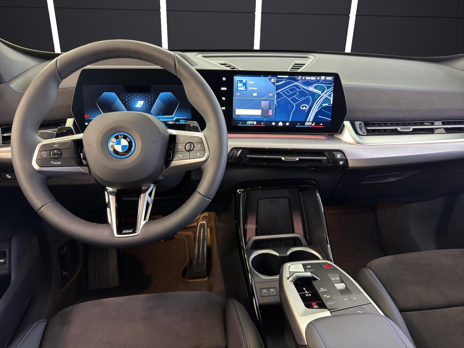 BMW X1 30e xDrive-image-17