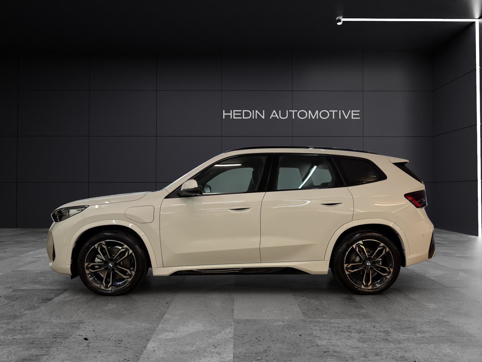 BMW X1 30e xDrive-image-1