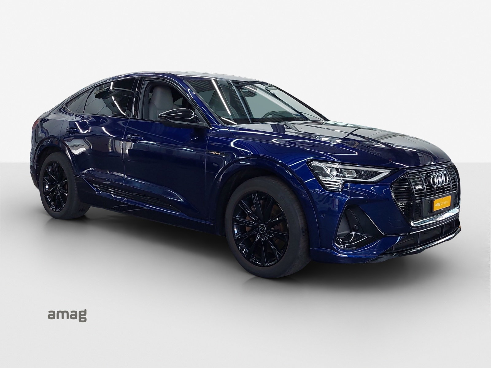 AUDI e-tron 55 Sportback S Line quattro-image-5