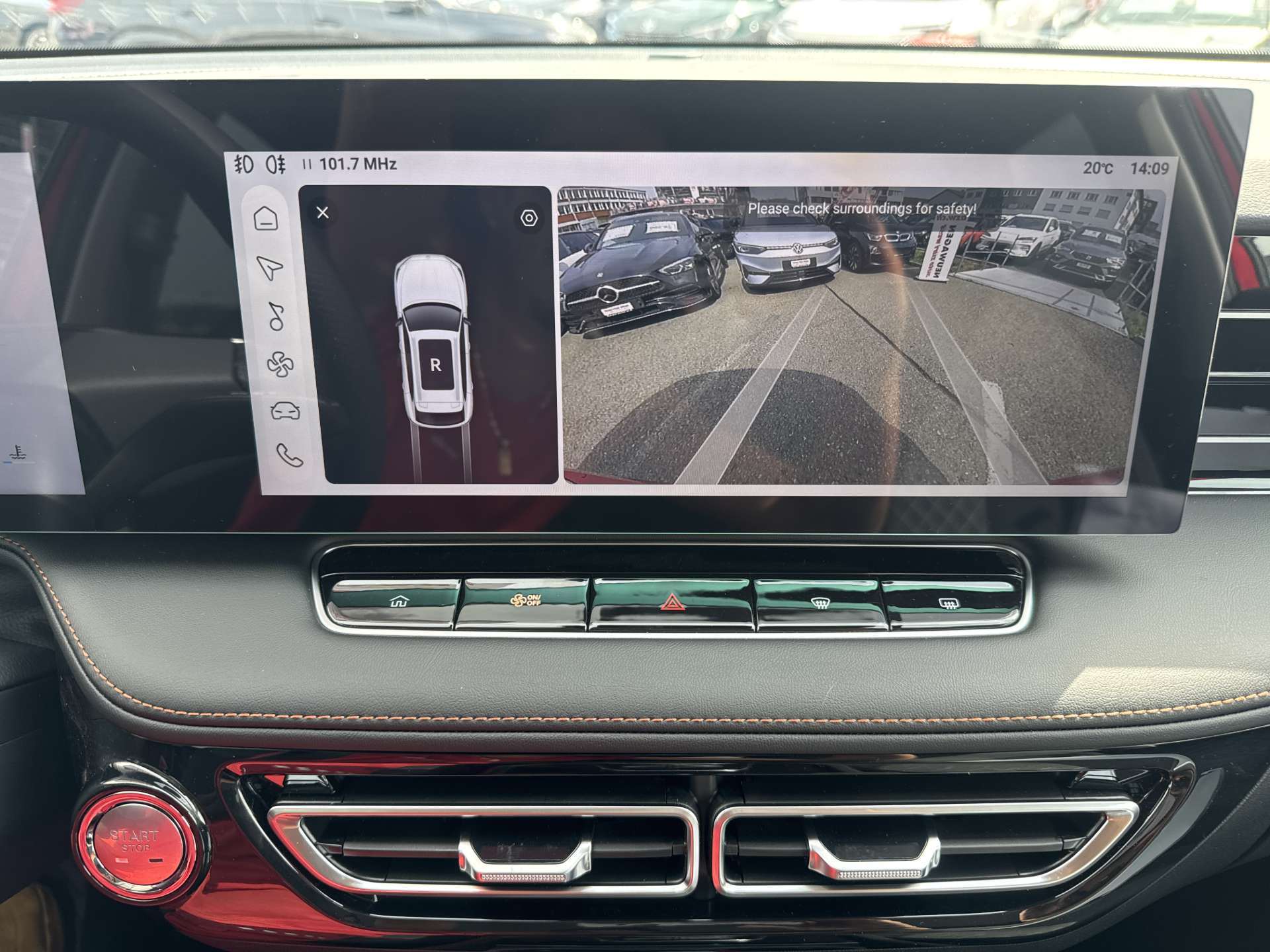 MG HS 1.5 T PHEV Comfort 272PS Automat-image-9