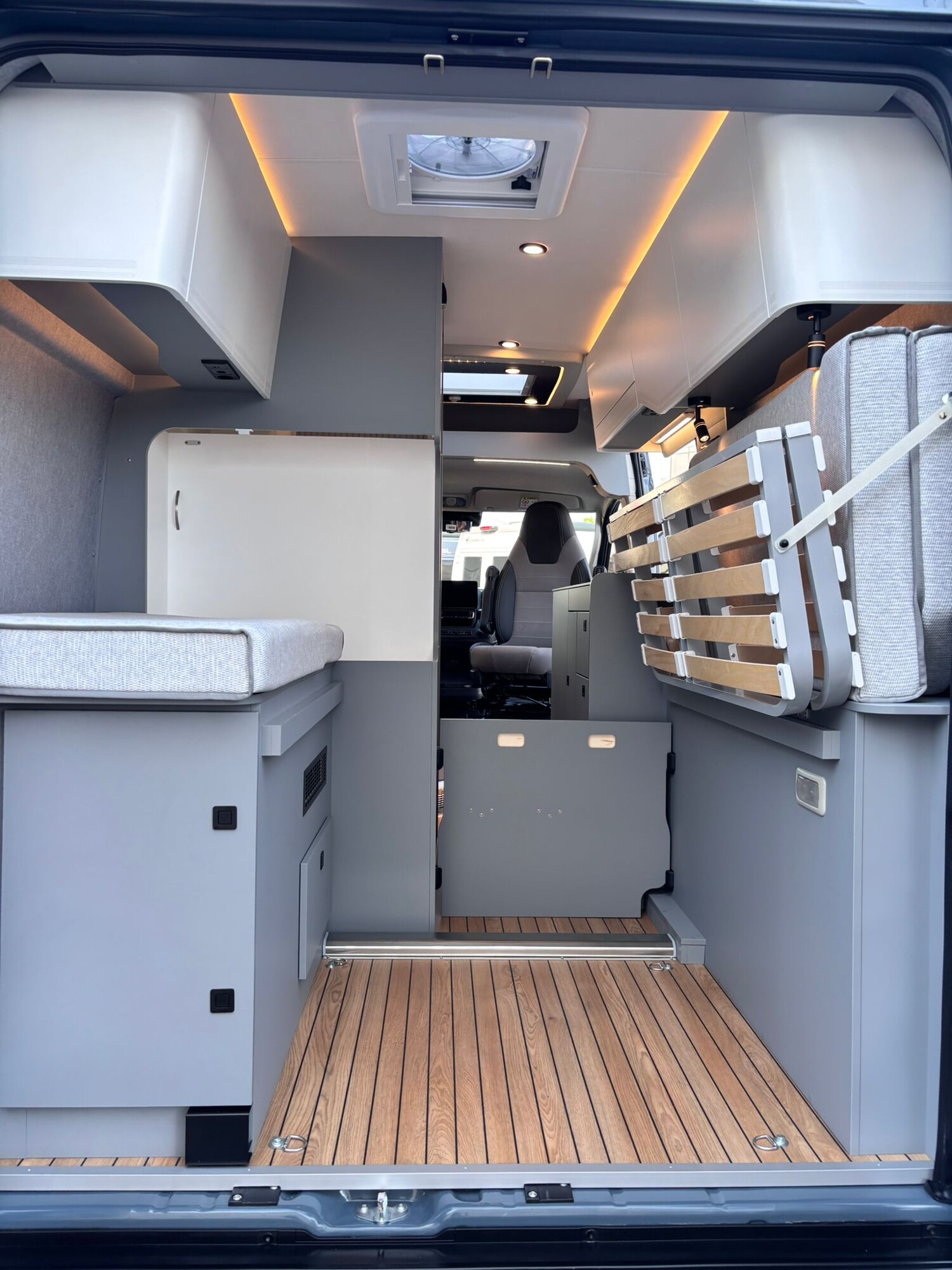CLEVER VANS Tour 540 Citroen 140 PS AT8-image-10