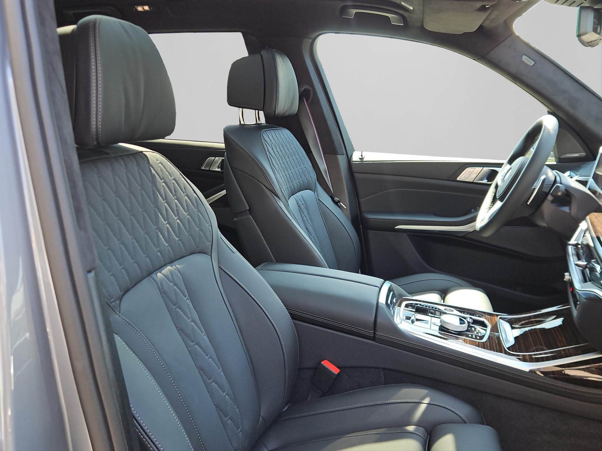 BMW X7 40d xDrive M Sport Pro-image-15