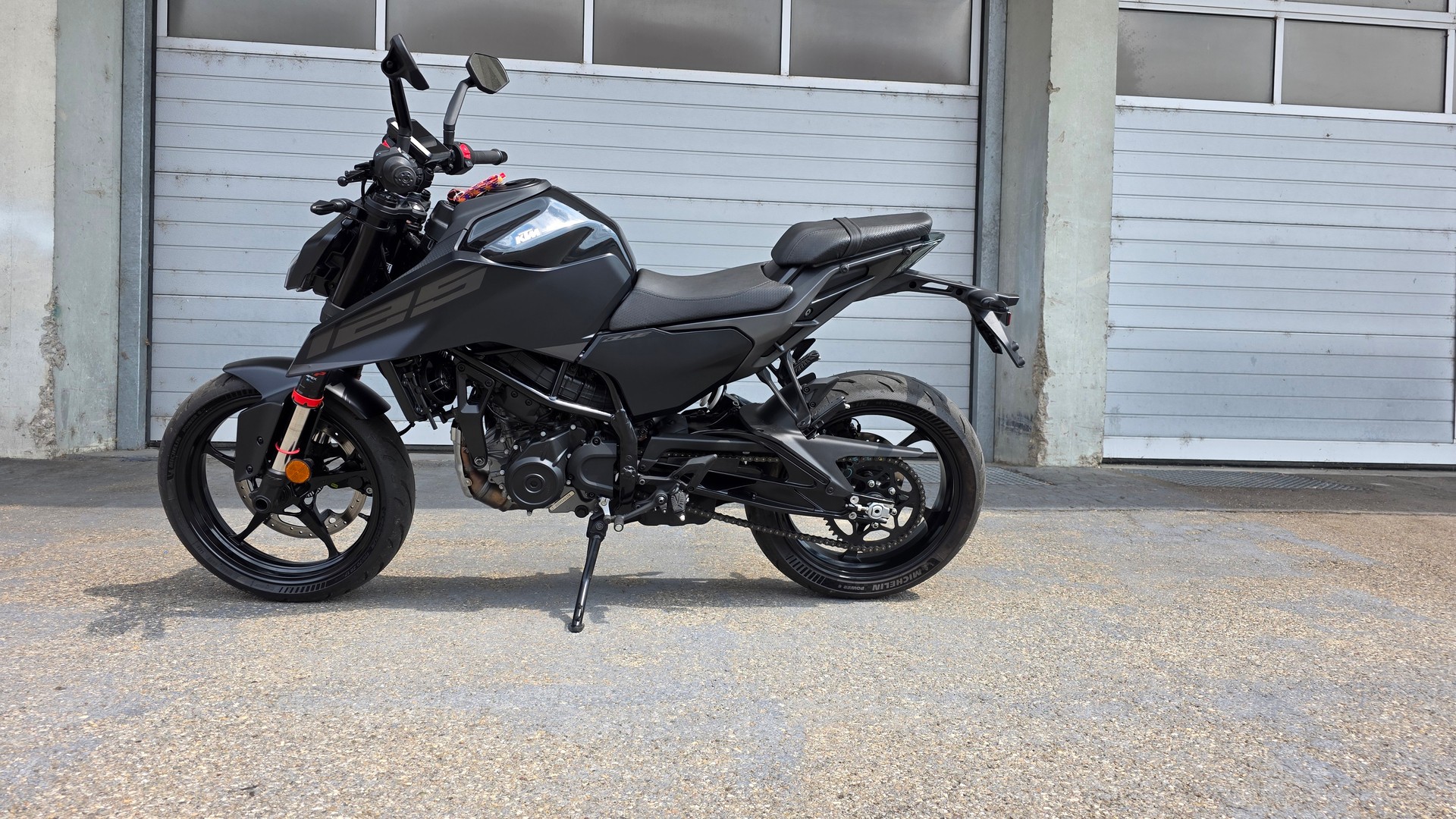 KTM 125 Duke-image-4