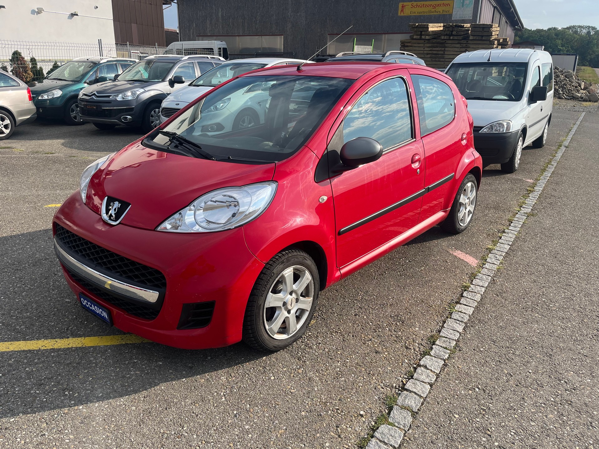 PEUGEOT 107 1.0 Trendy-image-2