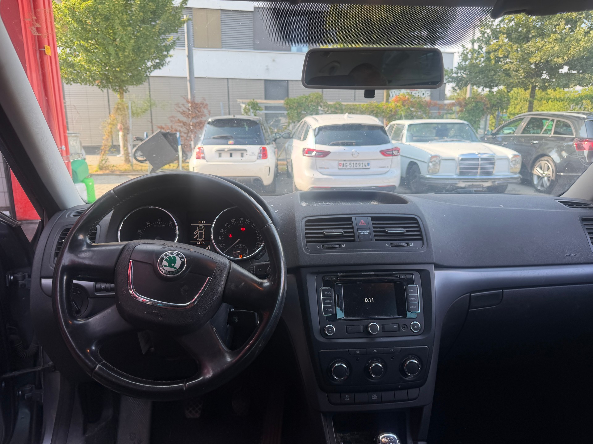 SKODA Yeti 1.8 TSI Ambition 4x4-image-8