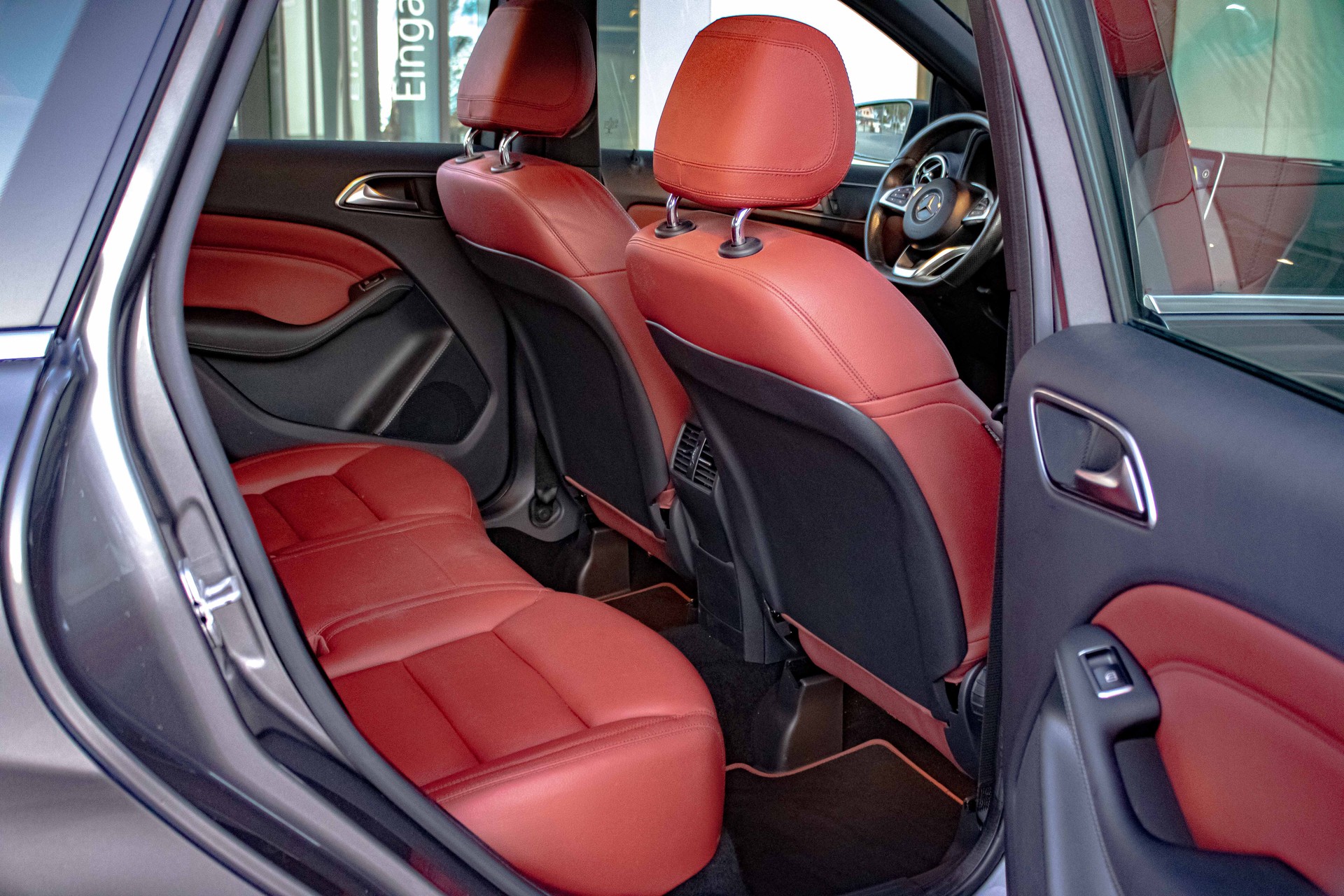 MERCEDES-BENZ B 200 CDI AMG Line 7G-DCT-image-12