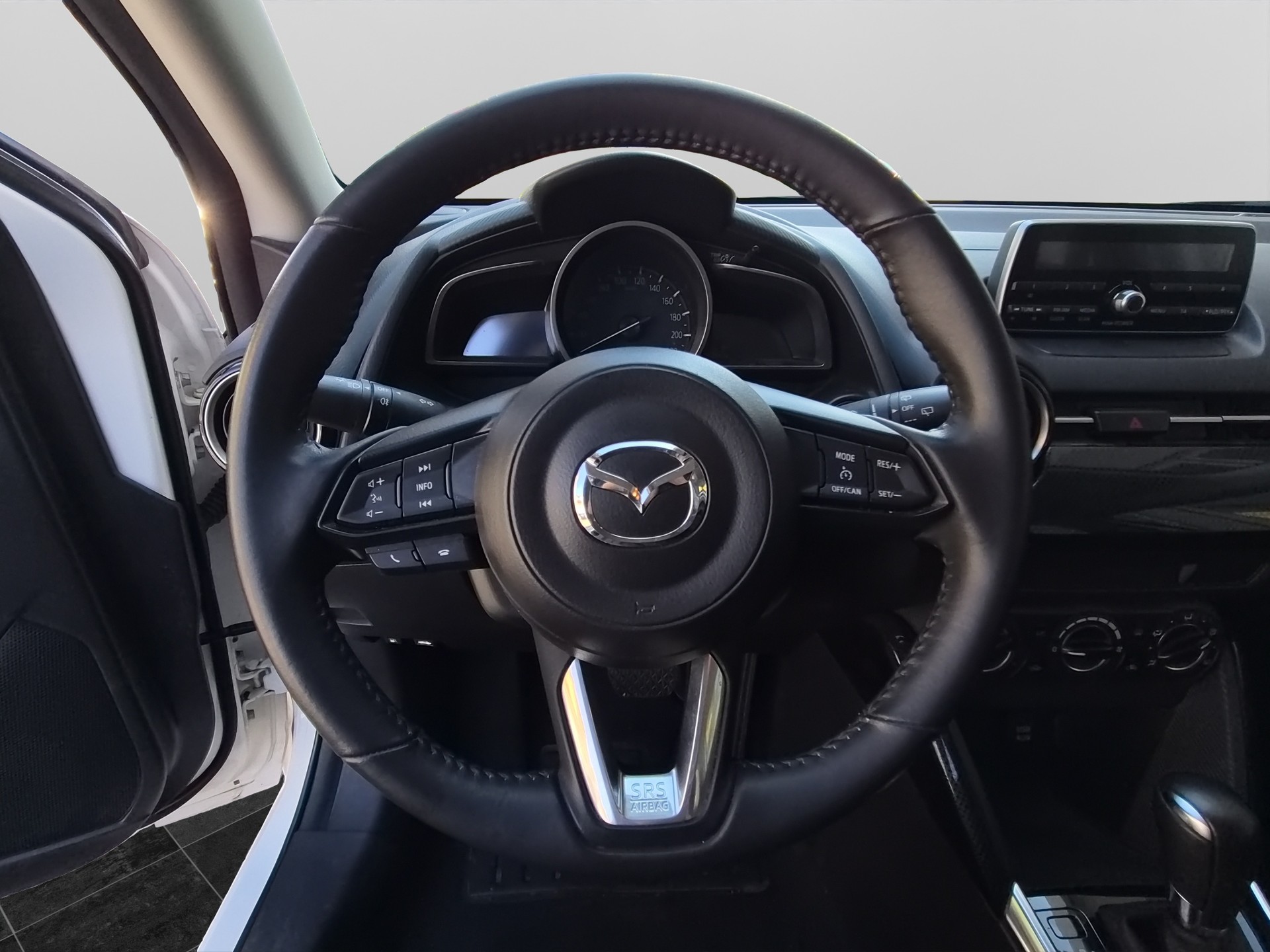 MAZDA 2 1.5 90 Ambition-image-16
