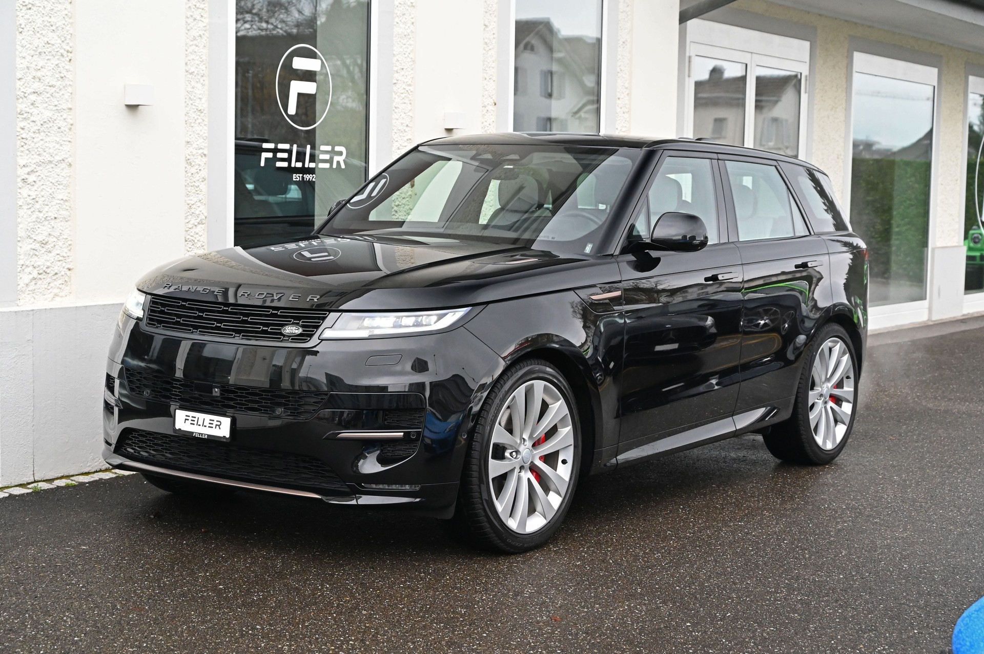 LAND ROVER Range Rover Sport D300 3.0 TD6 MHEV Dynamic SE Automatic **Gratisservice & Garantie**-image-0