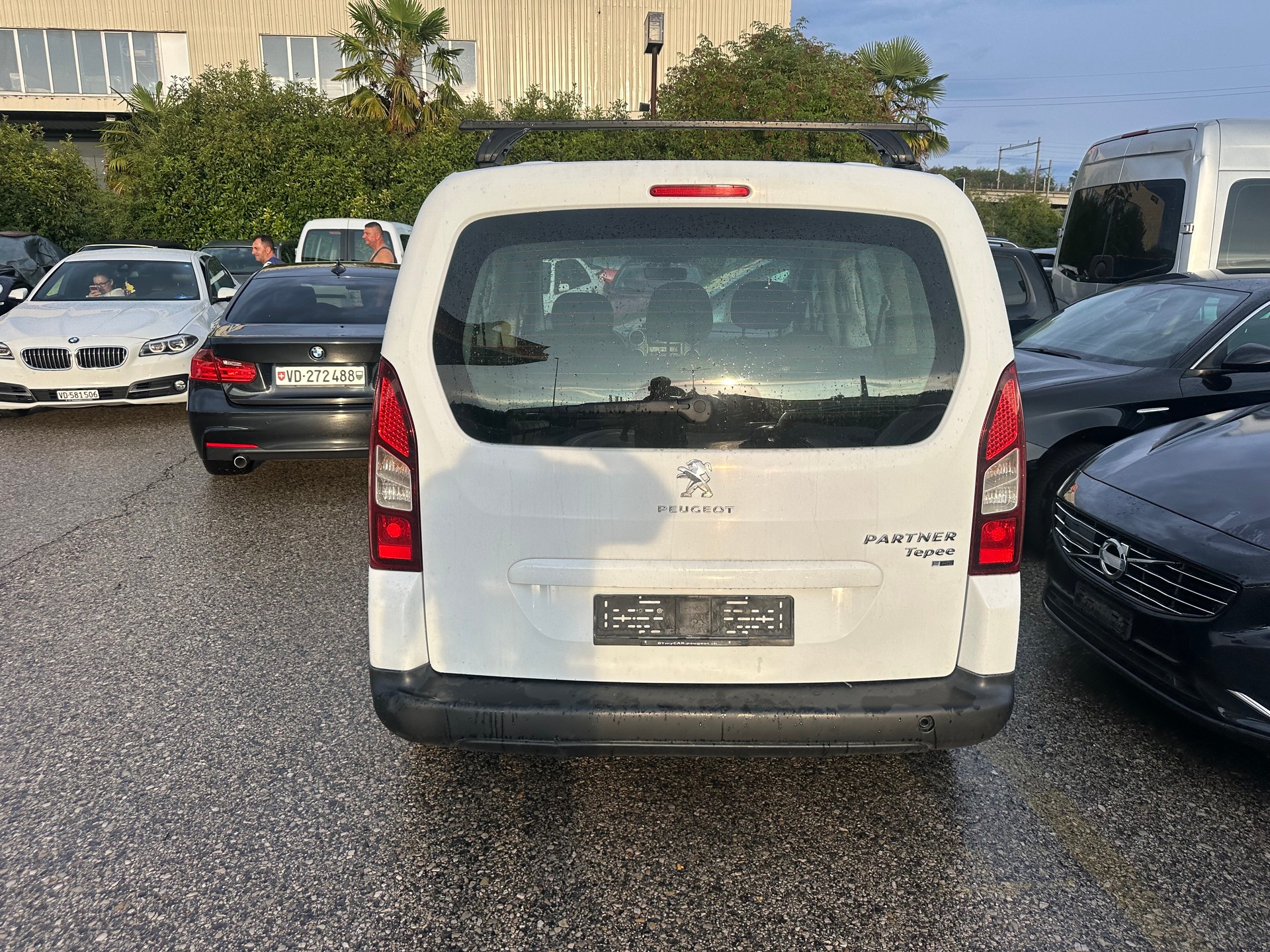 PEUGEOT Partner 1.6 e-HDI Family-image-7