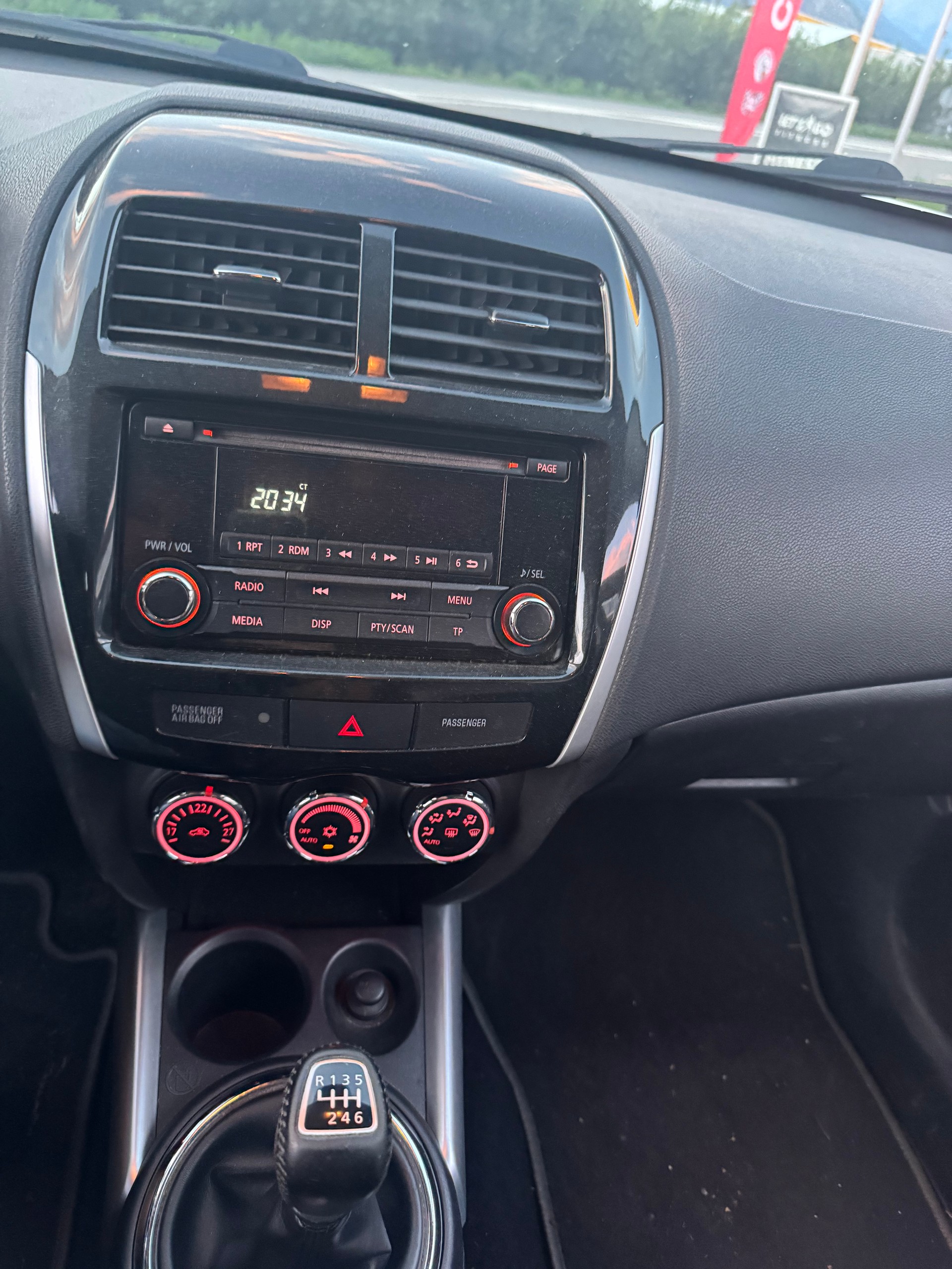 CITROEN C4 Aircross 1.6 HDi Collection 4WD-image-7