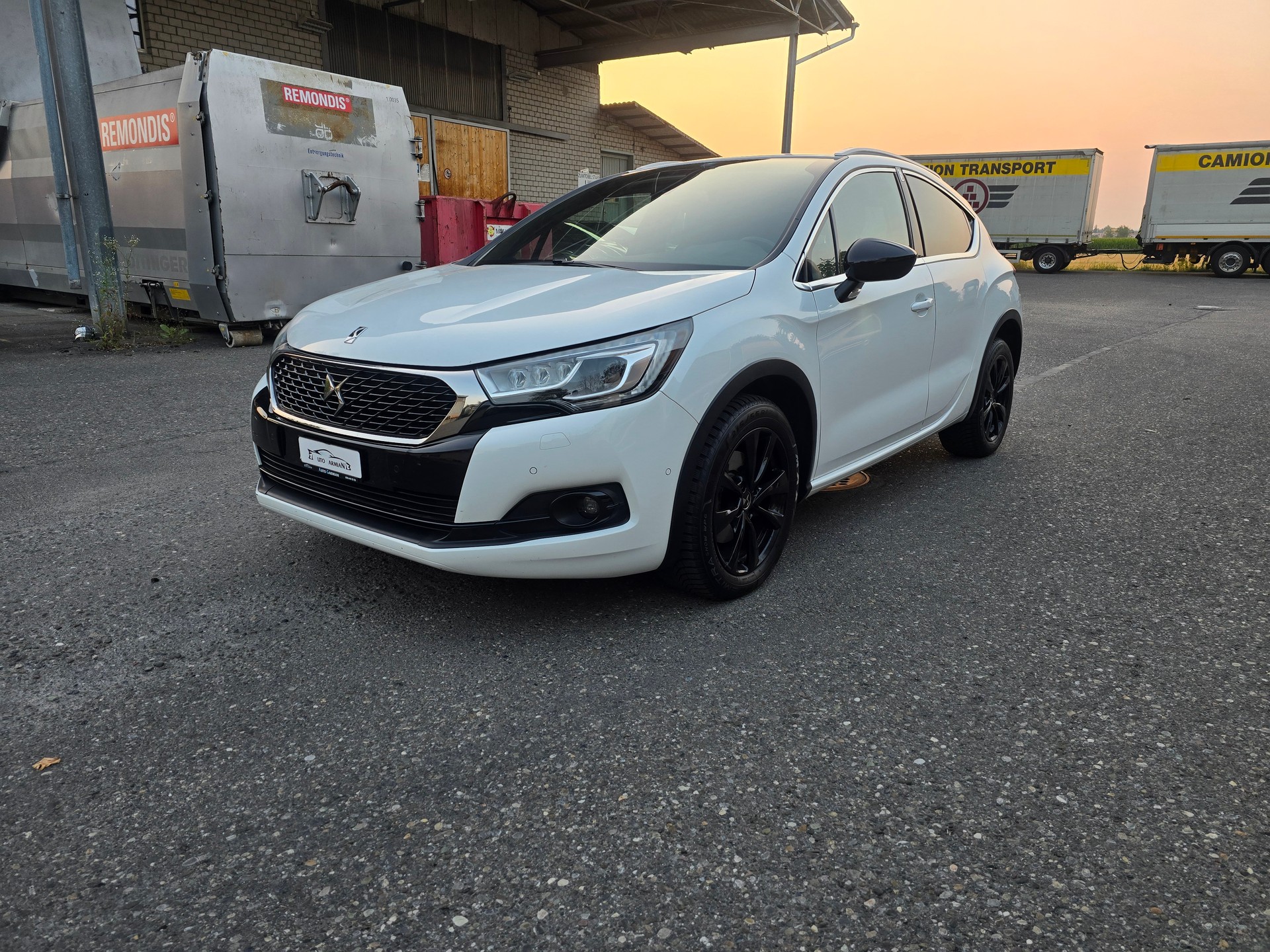 DS AUTOMOBILES DS 4 2.0 BlueHDi SO Chic Automatic-showroom-element-2