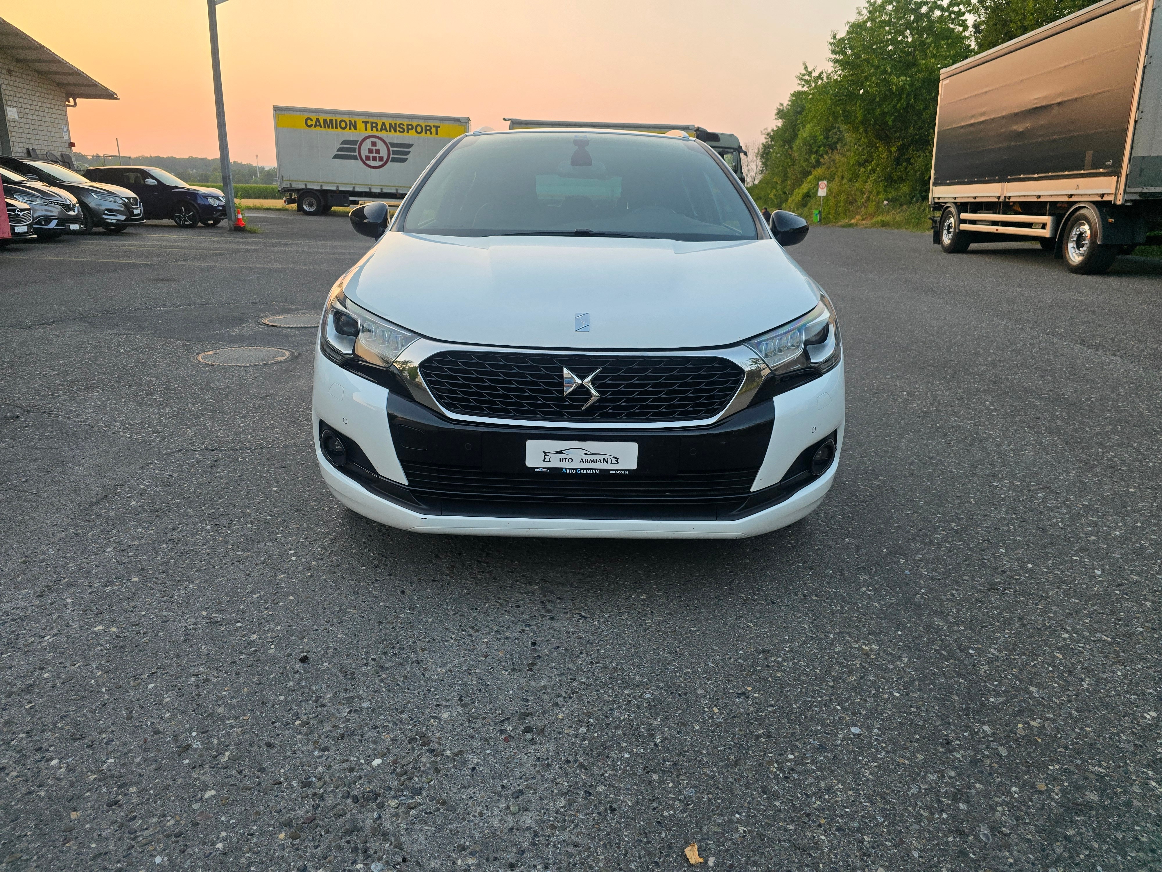 Car photo