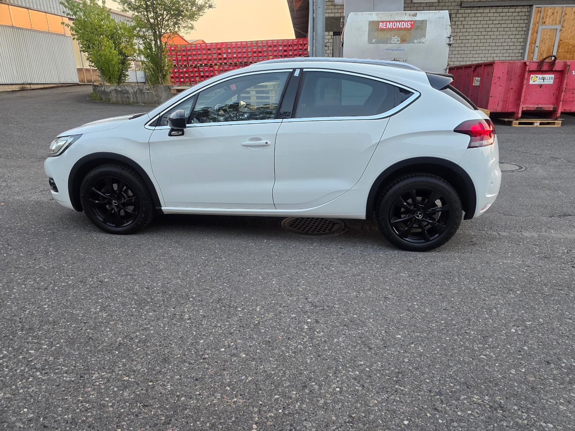 DS AUTOMOBILES DS 4 2.0 BlueHDi SO Chic Automatic-image-8