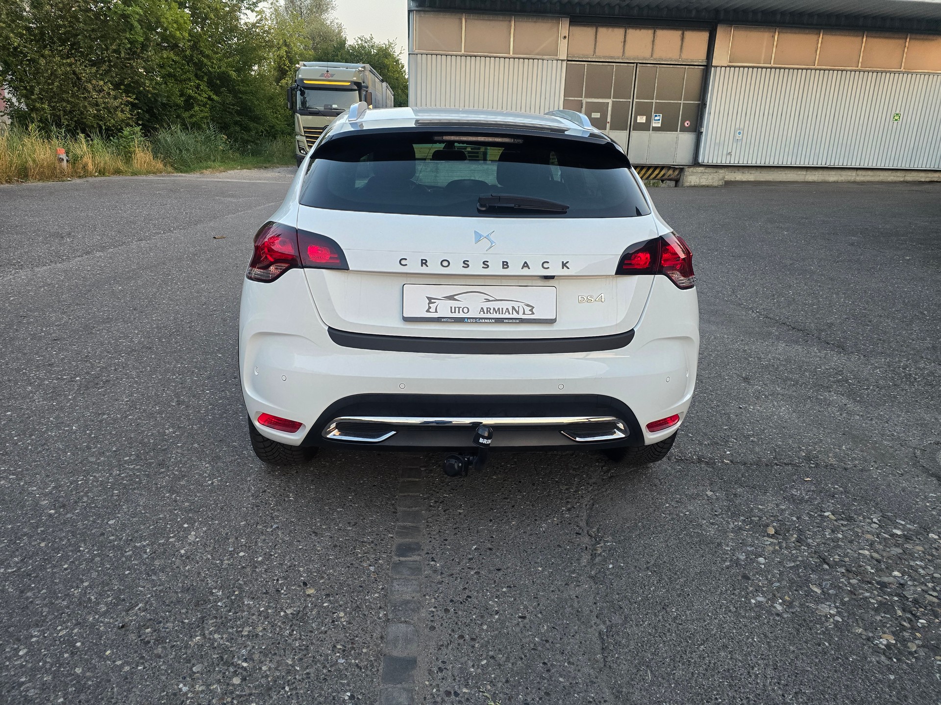 DS AUTOMOBILES DS 4 2.0 BlueHDi SO Chic Automatic-showroom-element-3