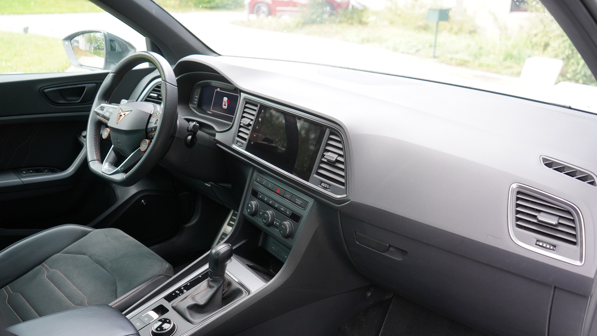 CUPRA ATECA-image-10