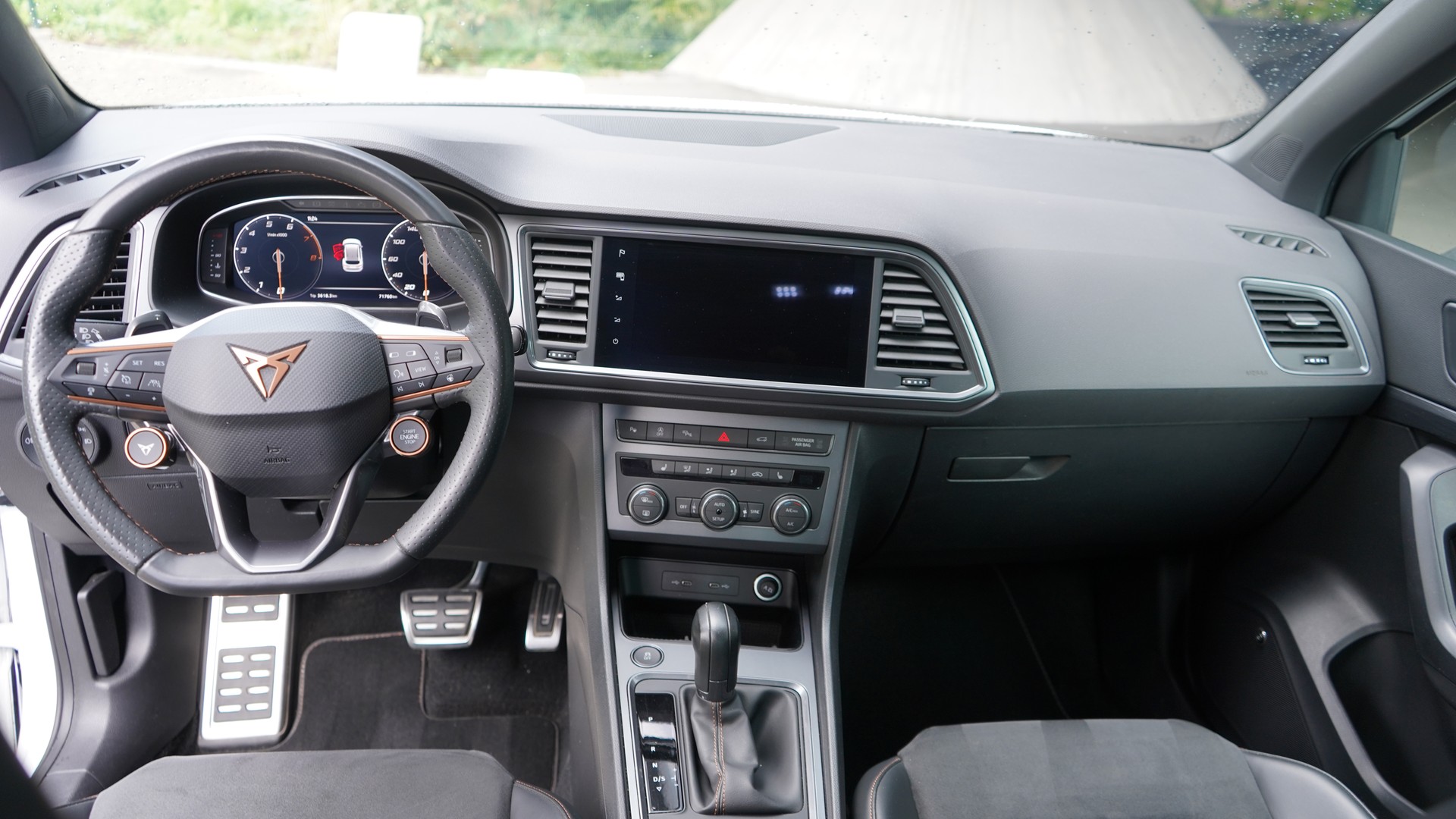 CUPRA ATECA-image-8