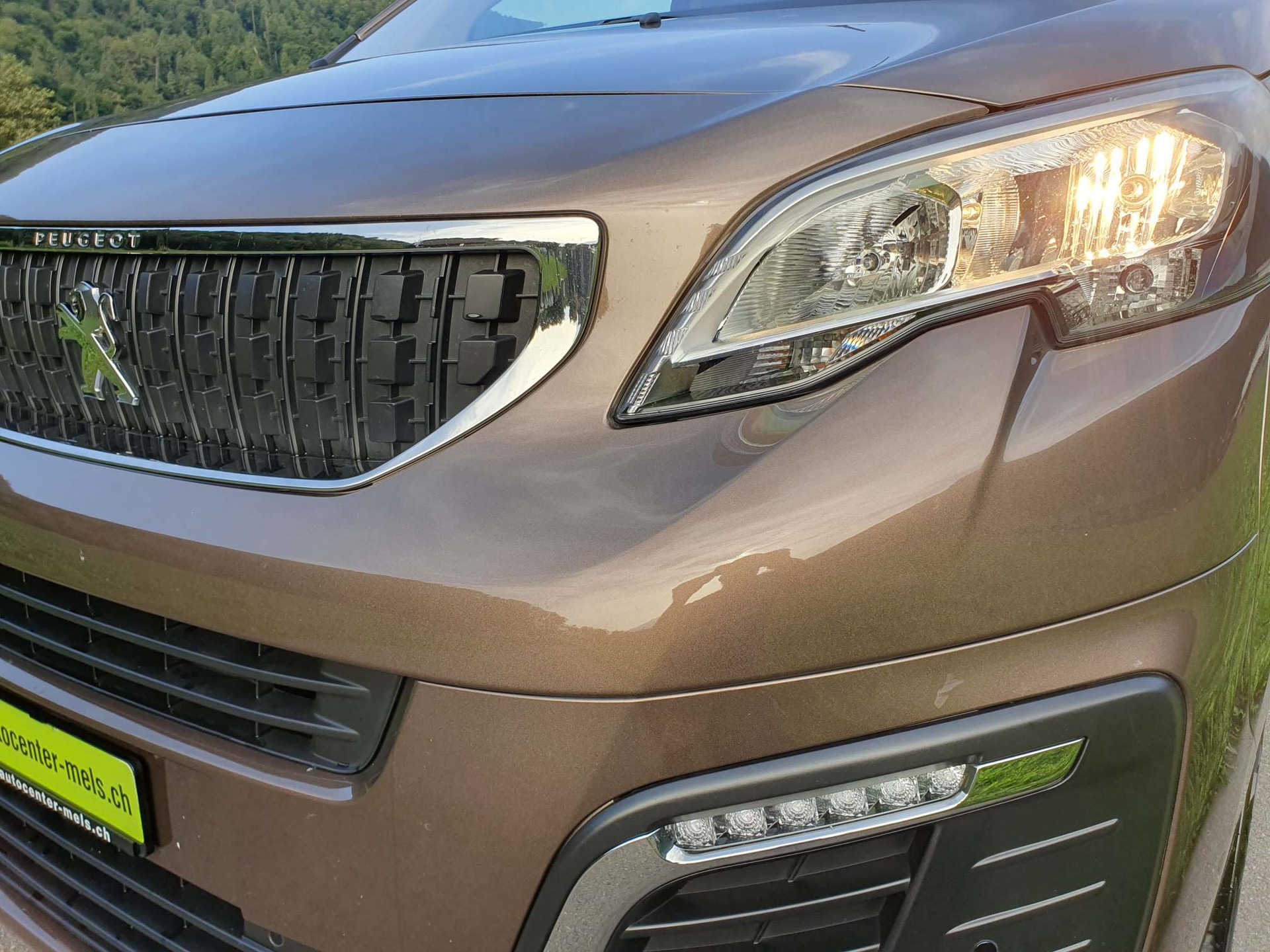PEUGEOT Traveller Standard 2.0 BlueHDi 180 Active S/S-image-8