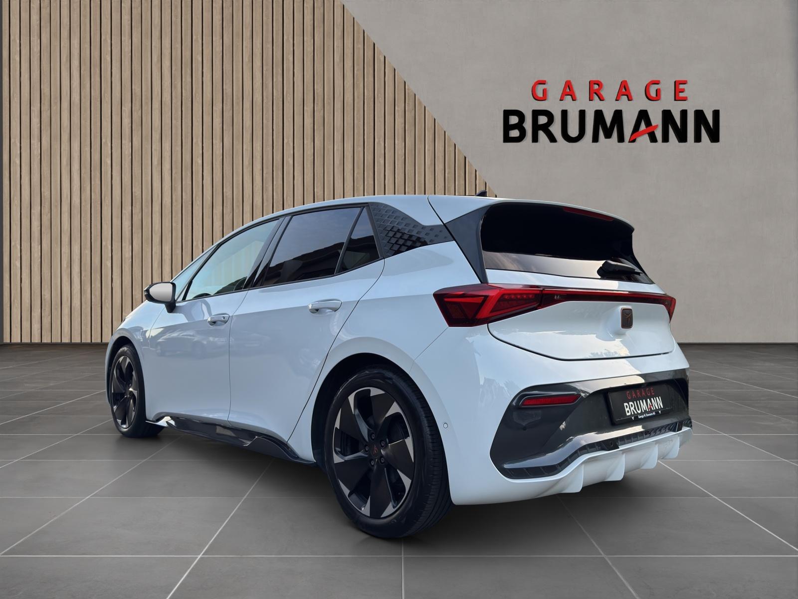 CUPRA Born e-Boost 77kWh-showroom-element-2