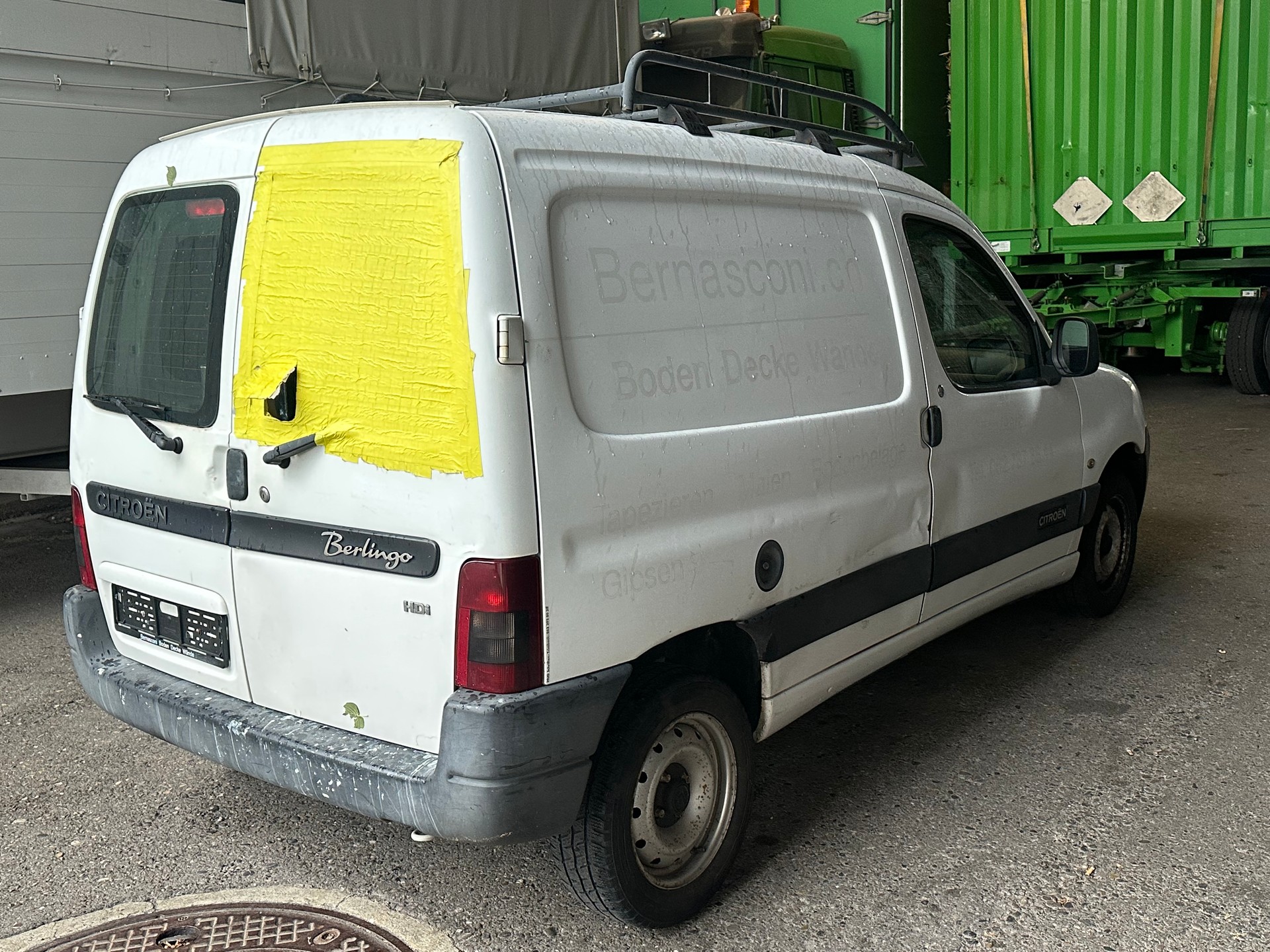 CITROEN Berlingo 2.0 HDi 800-image-2